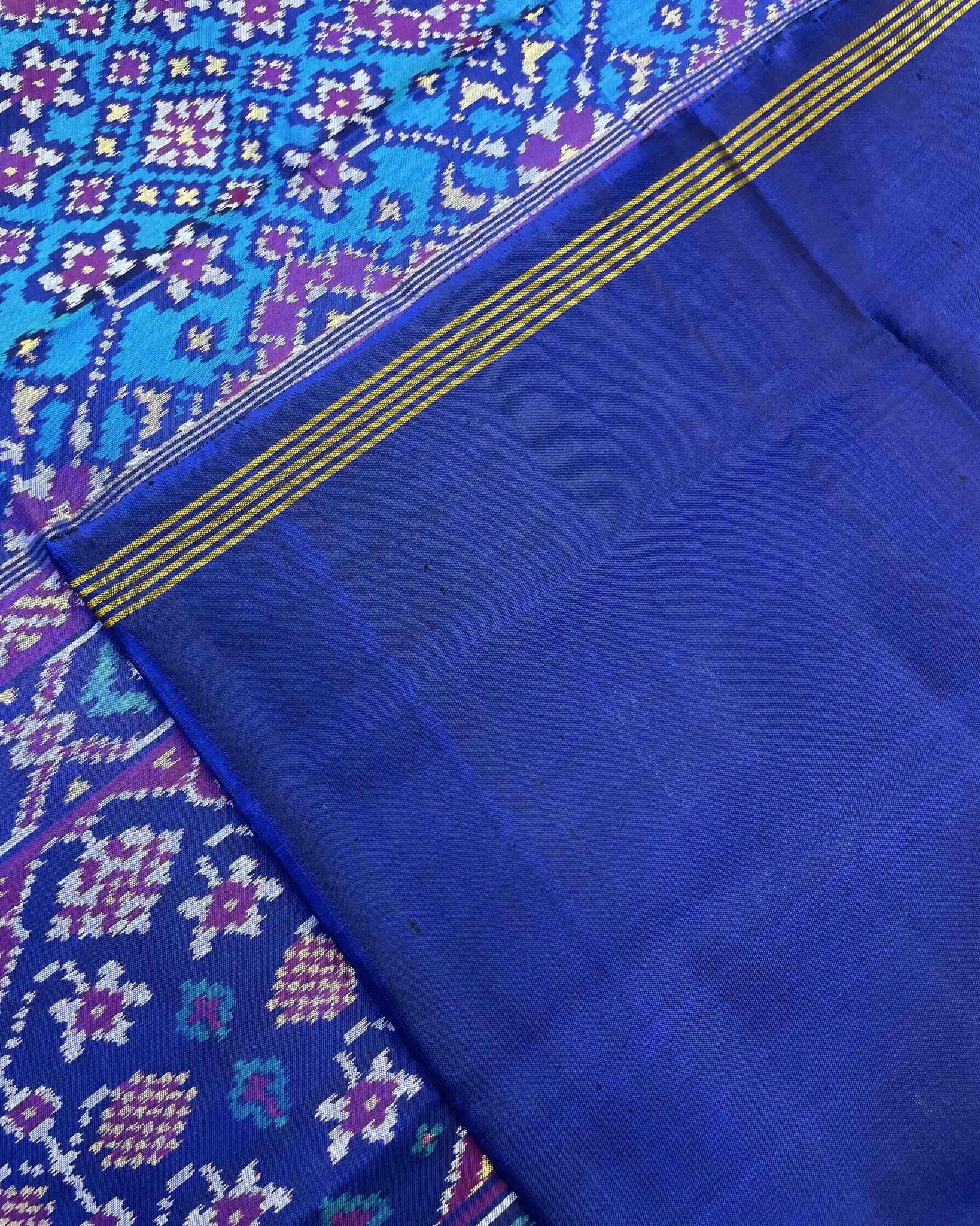 Blue & Turquoise Navratan Patola Saree - SindhoiPatolaArt