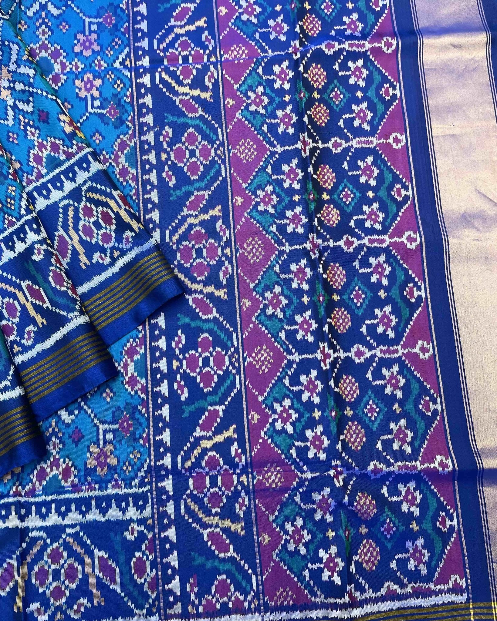 Blue & Turquoise Navratan Patola Saree - SindhoiPatolaArt