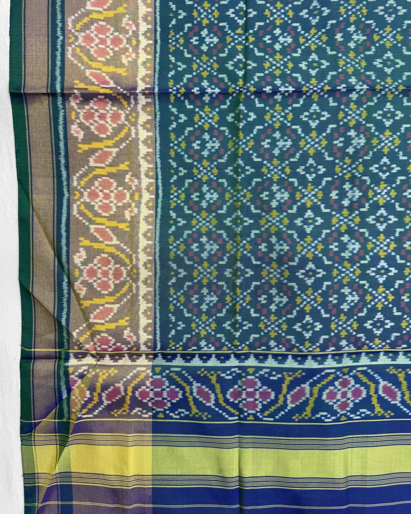 Blue Turquoise Shaded Buttonful Patola Dupatta - SindhoiPatolaArt