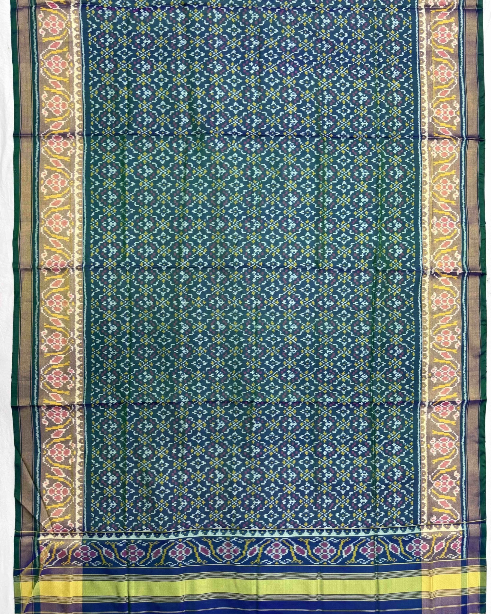 Blue Turquoise Shaded Buttonful Patola Dupatta - SindhoiPatolaArt