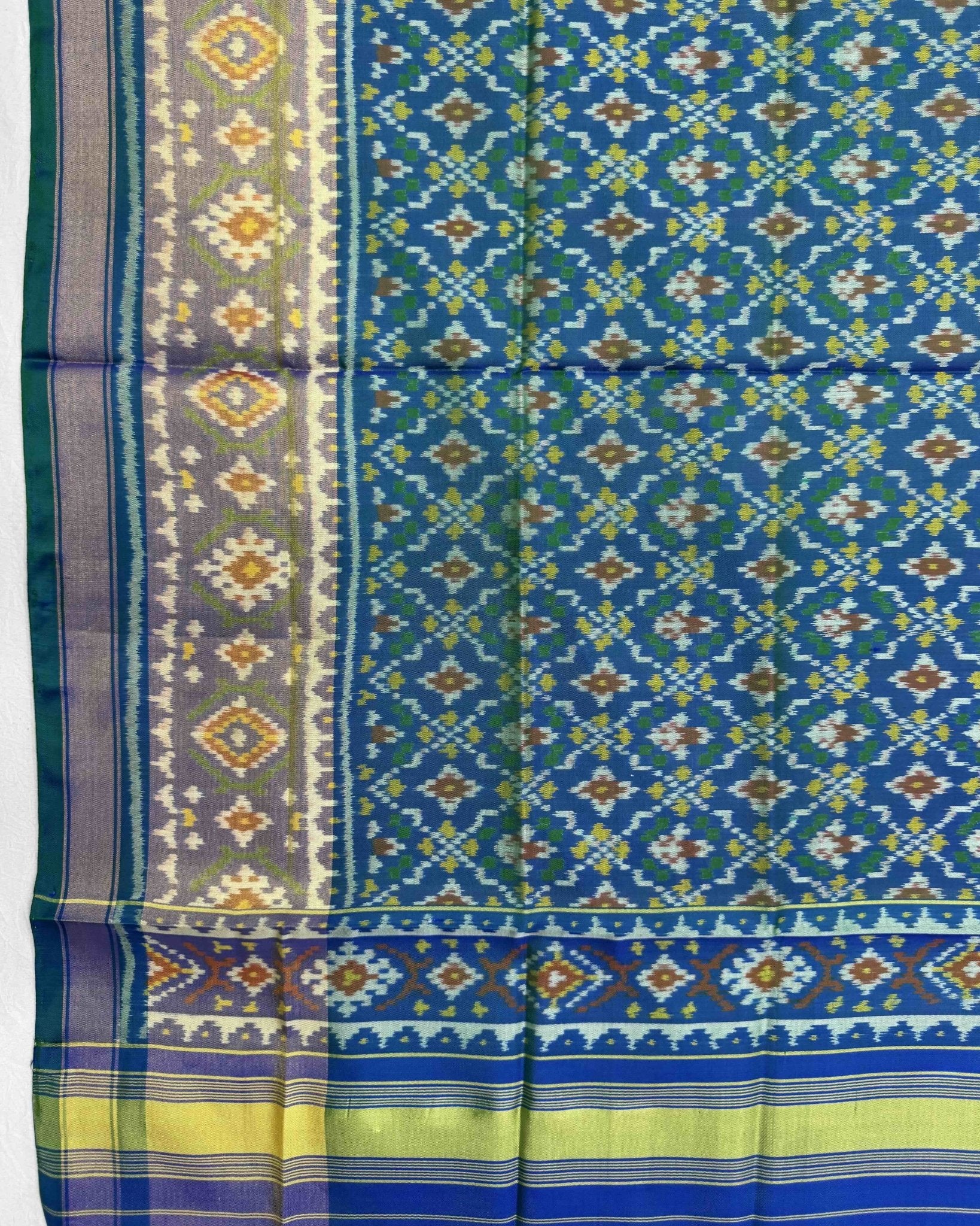 Blue Turquoise Shaded Buttonful Patola Dupatta - SindhoiPatolaArt