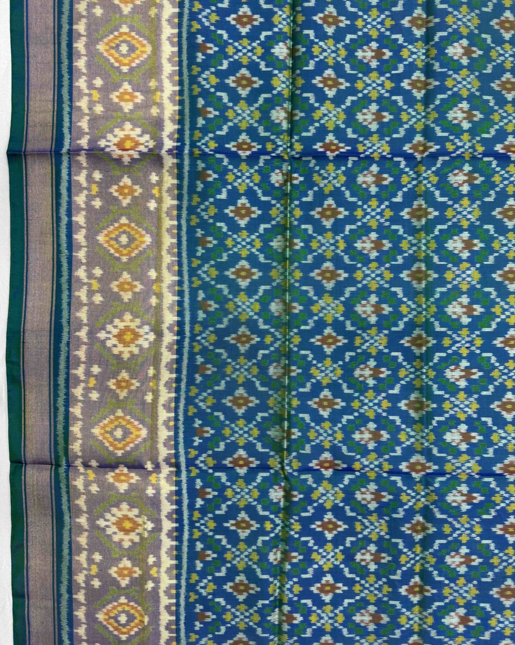 Blue Turquoise Shaded Buttonful Patola Dupatta - SindhoiPatolaArt