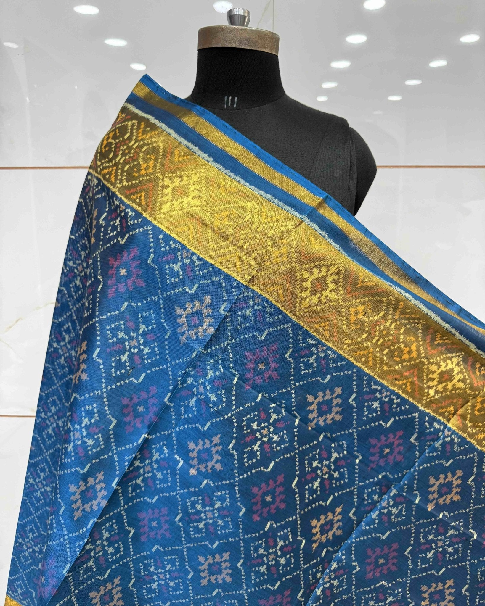 Blue Turquoise Shaded Panchanda Patola Dupatta - SindhoiPatolaArt
