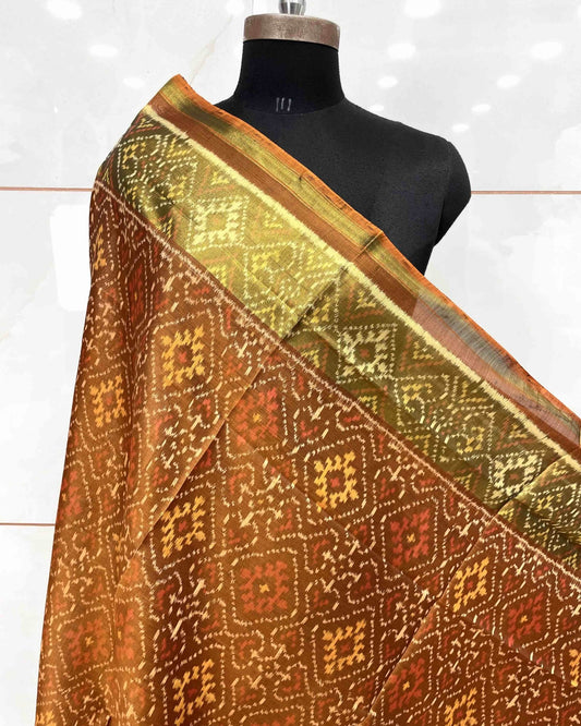 Copper Panchanda Patola Dupatta - SindhoiPatolaArt