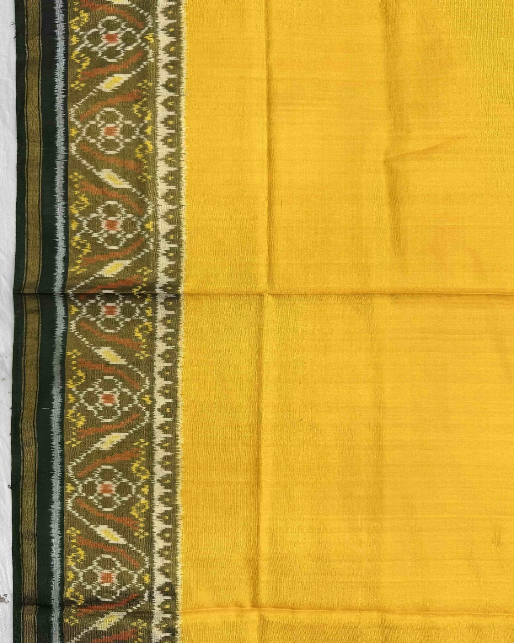 Dark Green & Lemon Yellow Plain Patola Saree - SindhoiPatolaArt