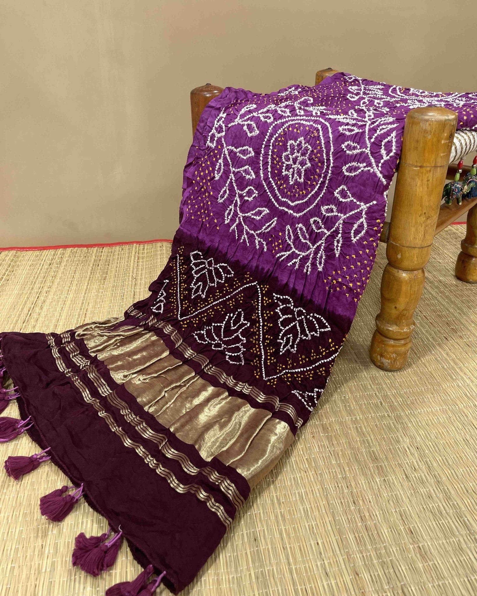 Dark & Light Purple Bandhani Dupatta - SindhoiPatolaArt