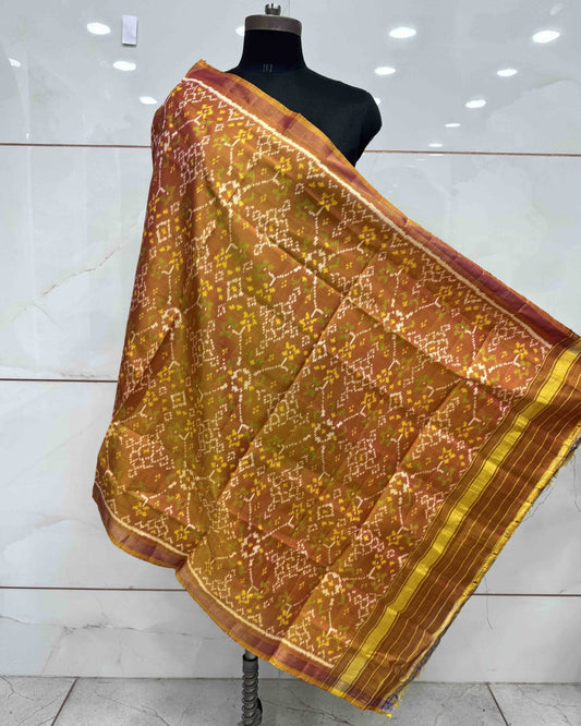 Golden Navratan Patola Dupatta - SindhoiPatolaArt