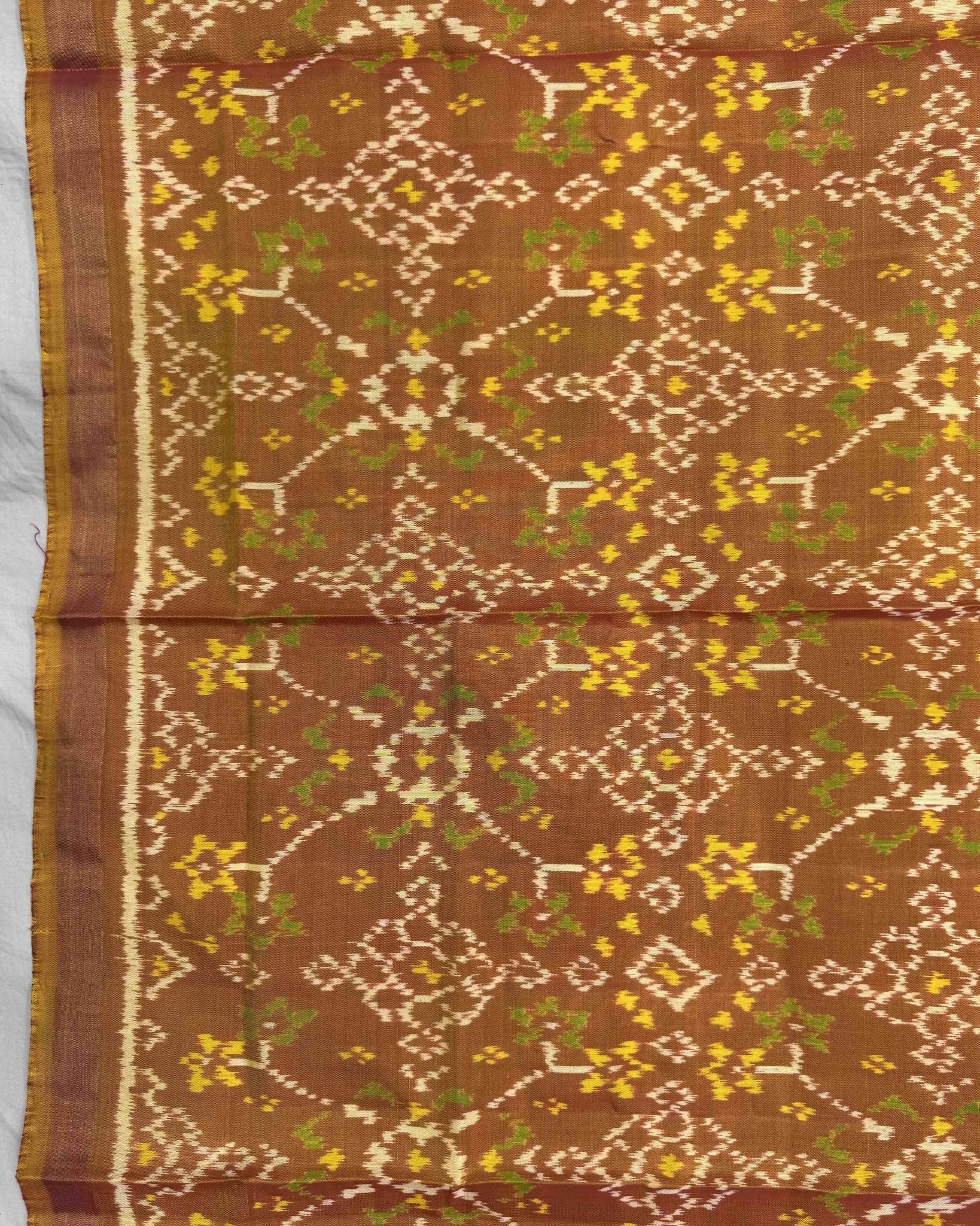Golden Navratan Patola Dupatta - SindhoiPatolaArt