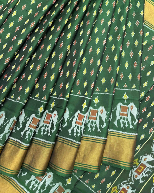 Green Booty with Elephant Scut Border Patola Saree - SindhoiPatolaArt