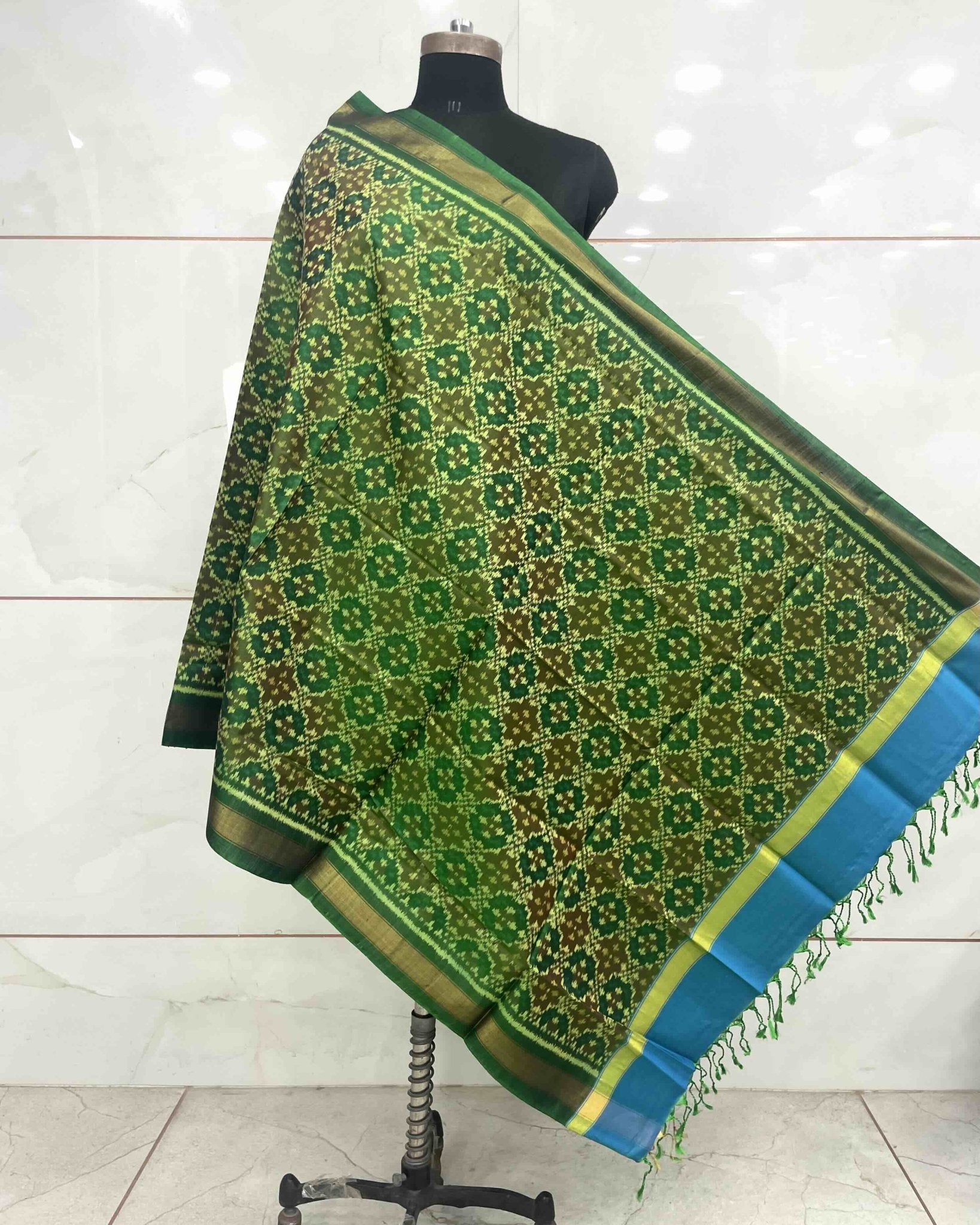 Green Buttonful Design Patola Dupatta - SindhoiPatolaArt
