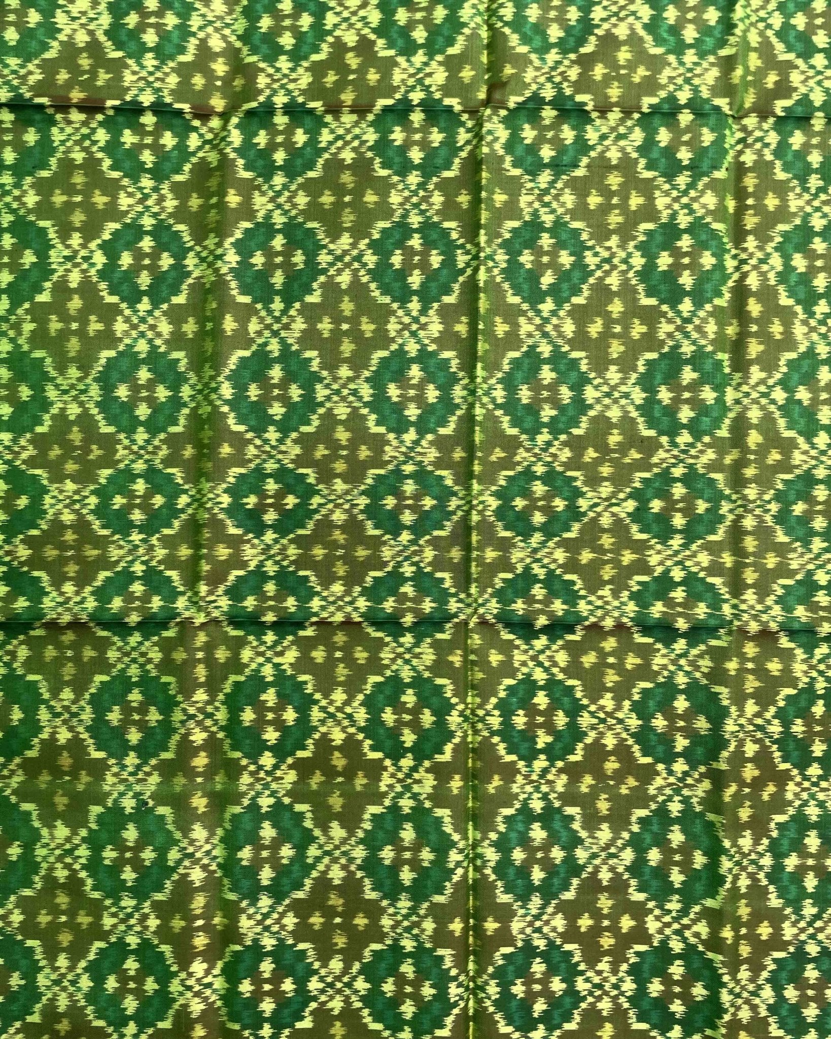Green Buttonful Design Patola Dupatta - SindhoiPatolaArt