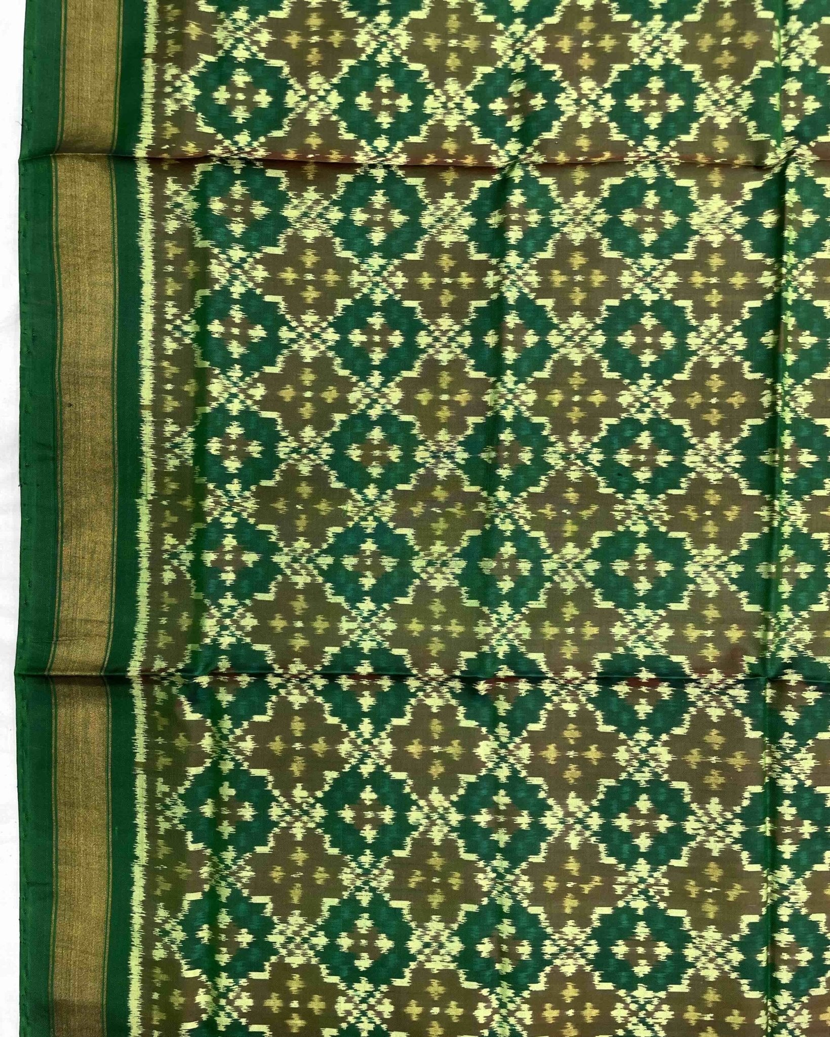 Green Buttonful Design Patola Dupatta - SindhoiPatolaArt