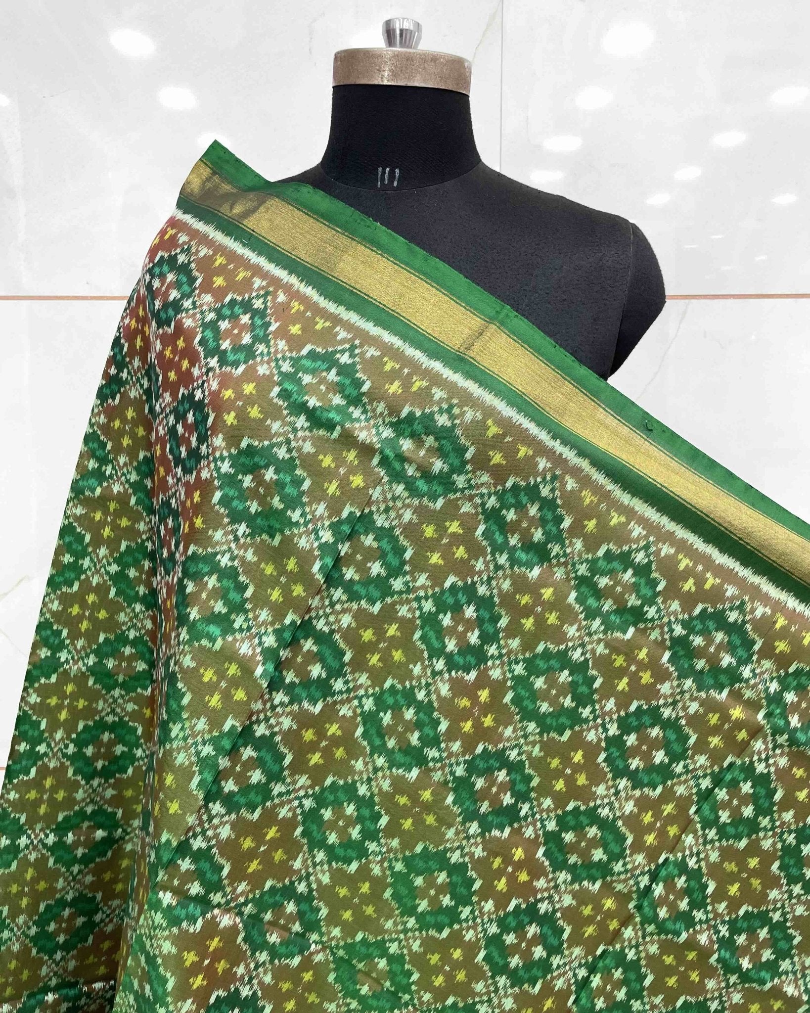 Green Buttonful Design Patola Dupatta - SindhoiPatolaArt