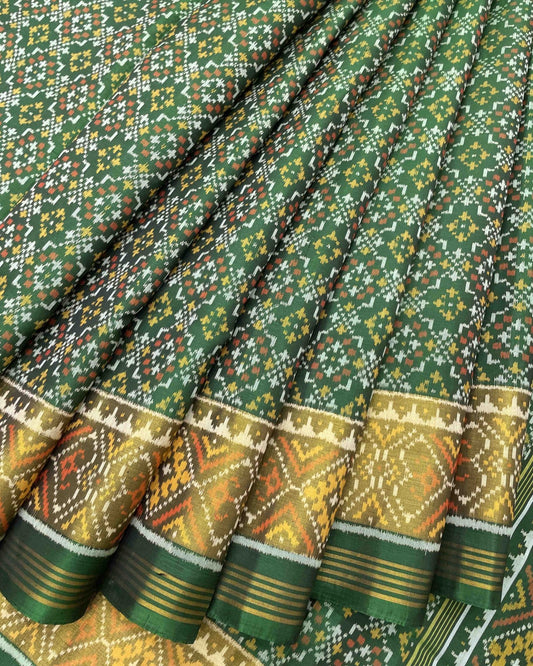 Green Buttonful Designer Patola Saree - SindhoiPatolaArt