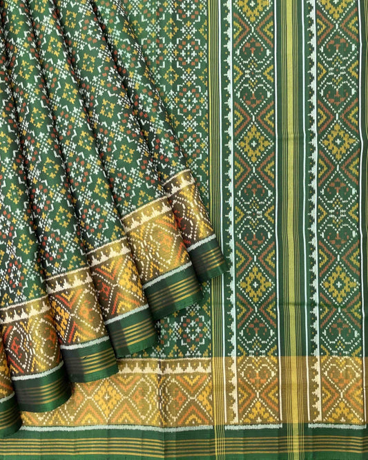 Green Buttonful Designer Patola Saree - SindhoiPatolaArt