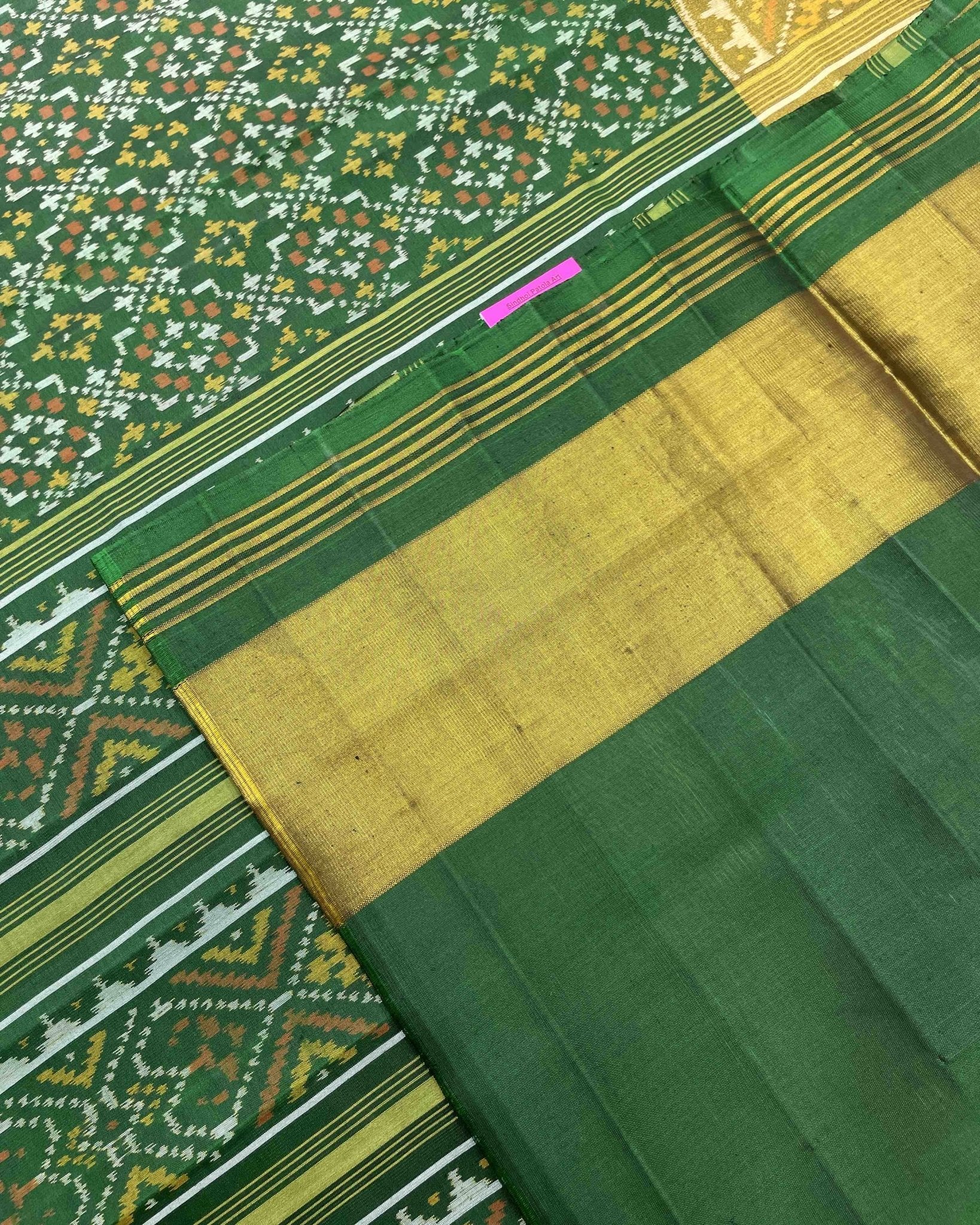 Green Buttonful Designer Patola Saree - SindhoiPatolaArt