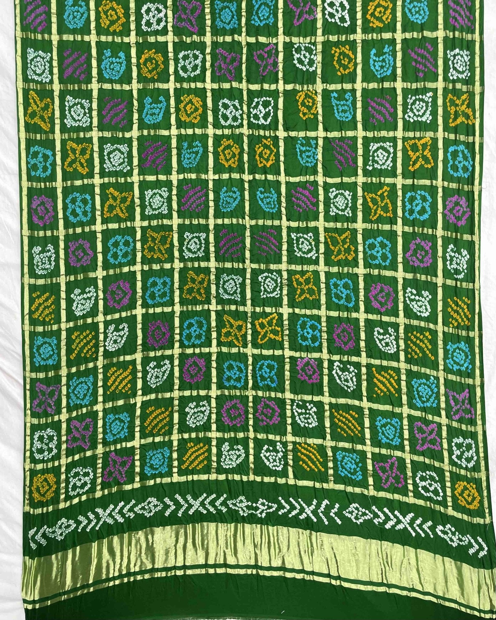 Green Chex Gajji Bandhani Dupatta - SindhoiPatolaArt