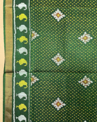 Green Doted Panchanda Patola Dupatta - SindhoiPatolaArt