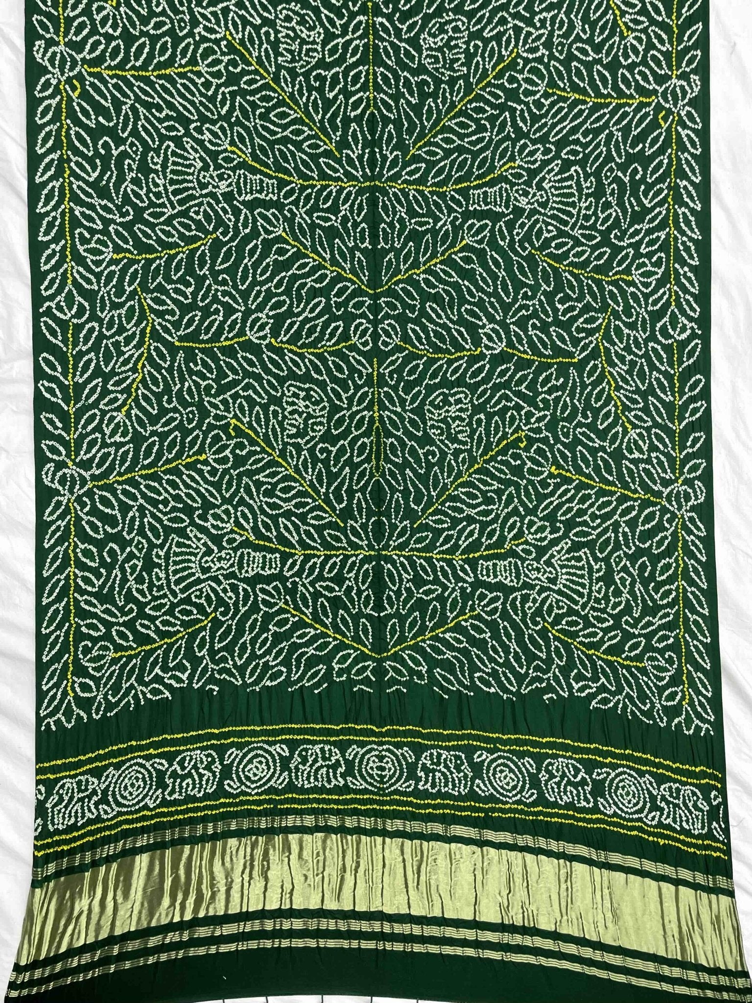 Green Gajji Bandhani Dupatta - SindhoiPatolaArt