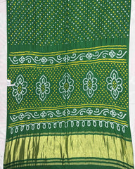 Green Gajji Silk Bandhani Saree - SindhoiPatolaArt
