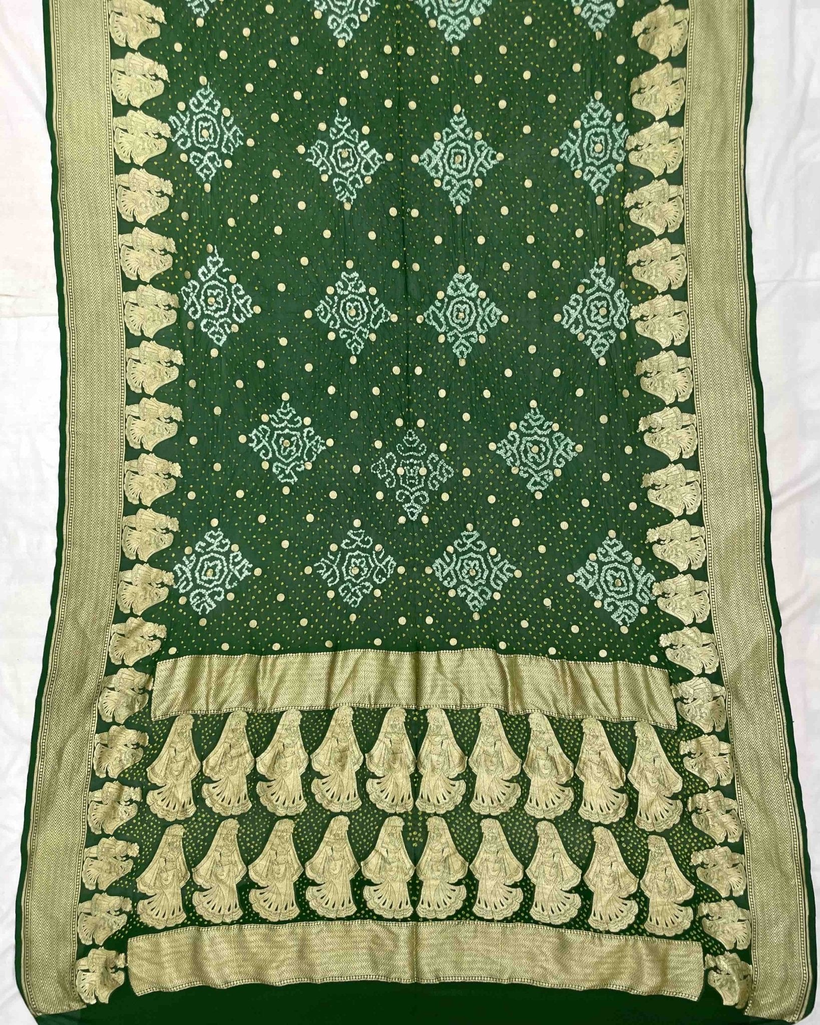 Green Georgette Bandhani Saree - SindhoiPatolaArt