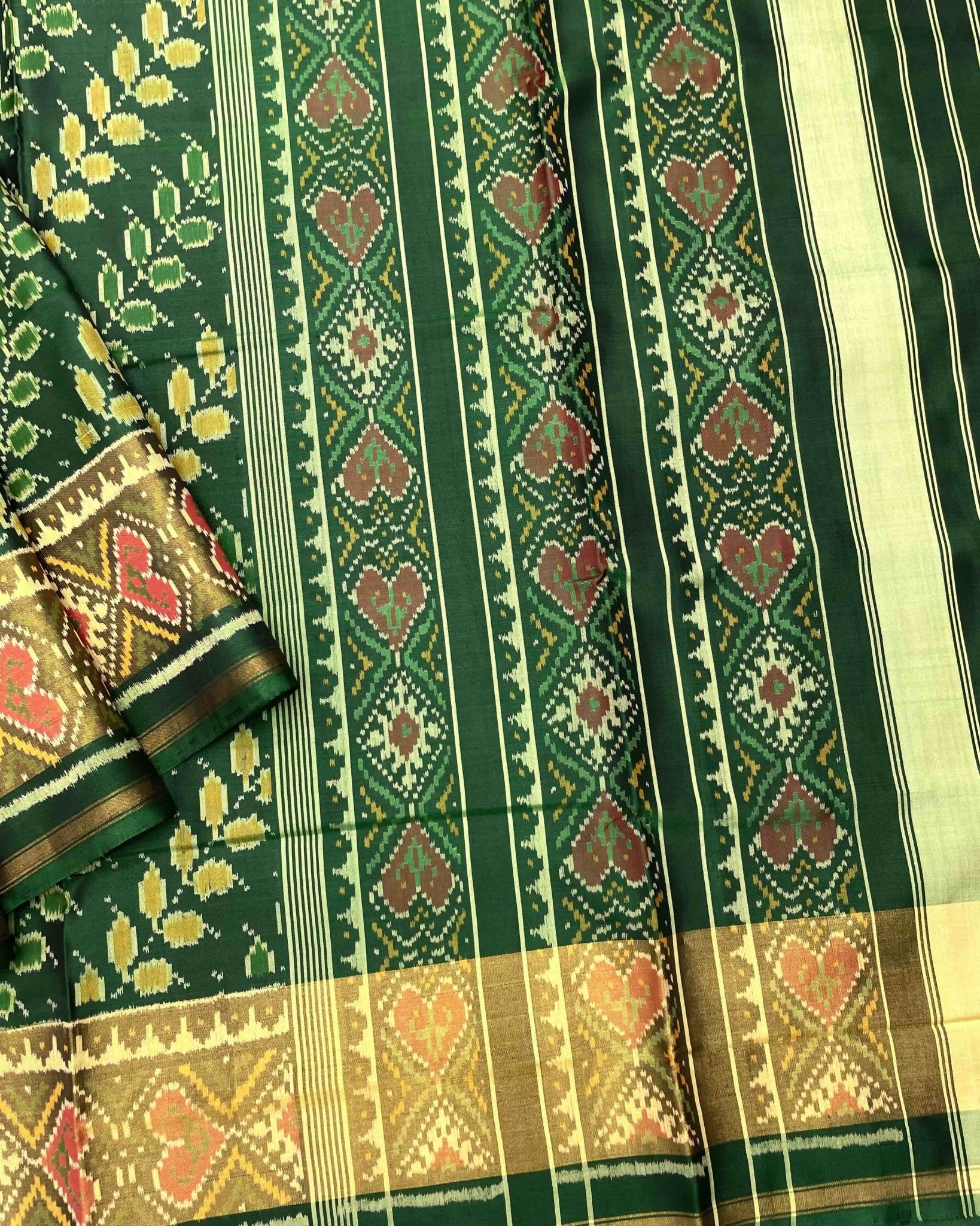 Green Leaves Leheriya Patola Saree - SindhoiPatolaArt