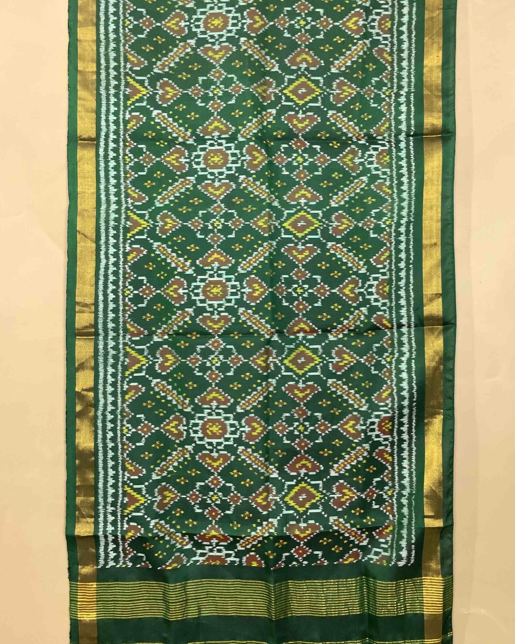 Green Manekchowk Patola Stole - SindhoiPatolaArt
