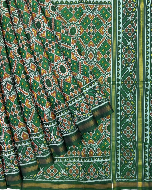 Green Manekchowk Semi Double Ikat Patola Saree - SindhoiPatolaArt