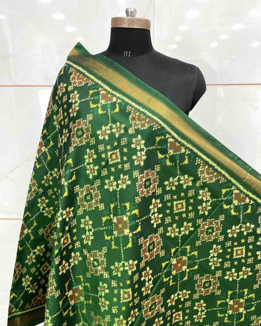 Green Navratan Patola Dupatta - SindhoiPatolaArt