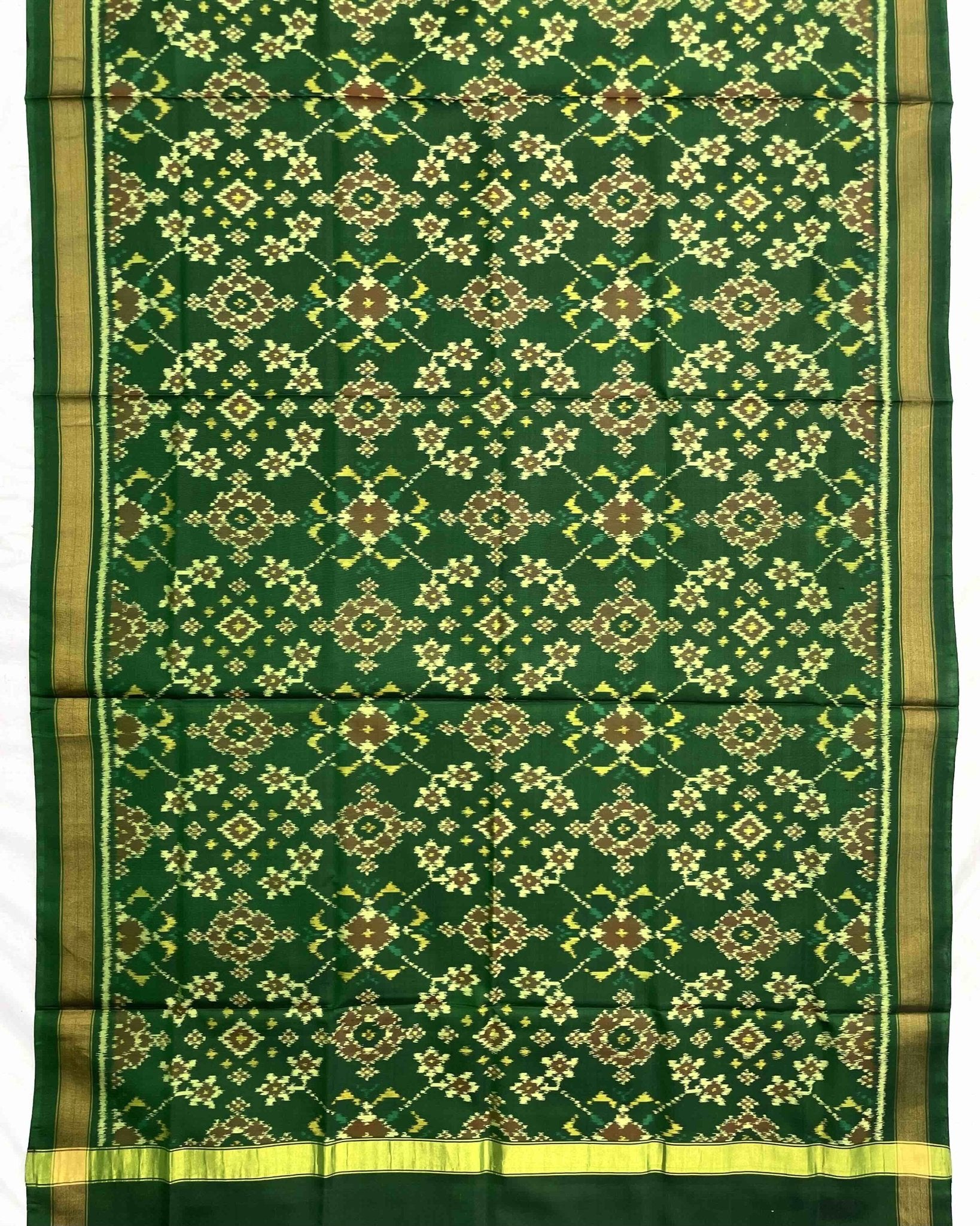 Green Navratan Patola Dupatta - SindhoiPatolaArt