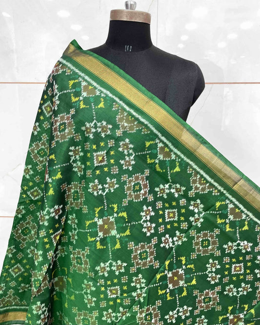 Green Navratan Patola Dupatta - SindhoiPatolaArt