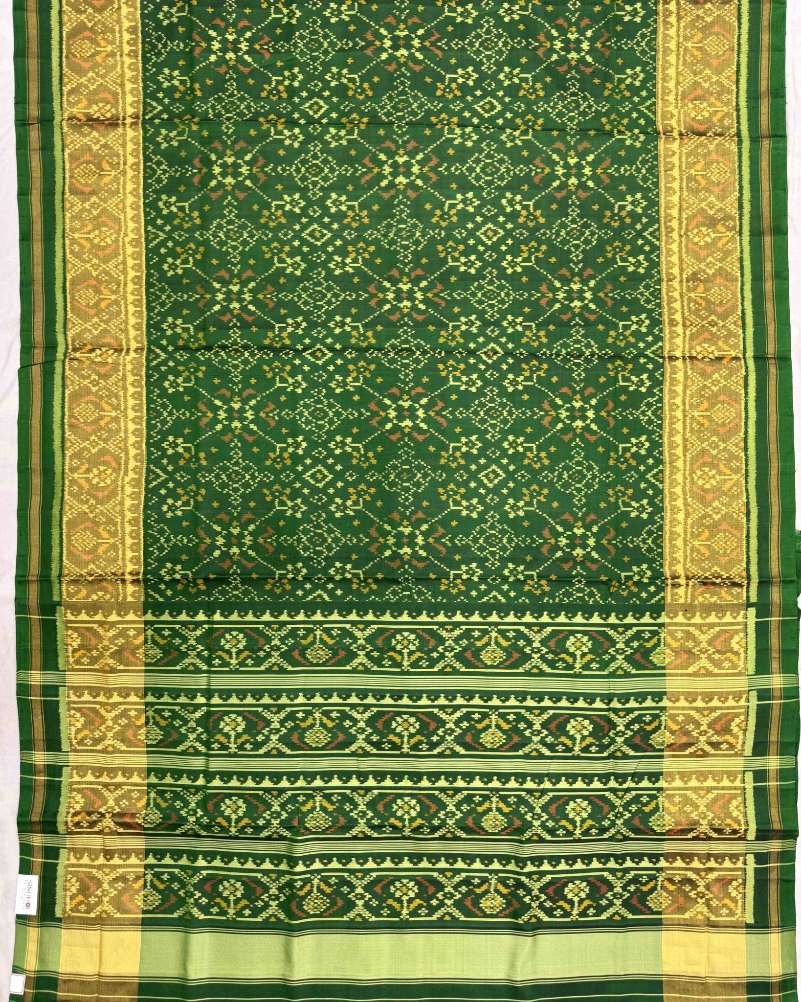 Green Navratan Patola Saree - SindhoiPatolaArt