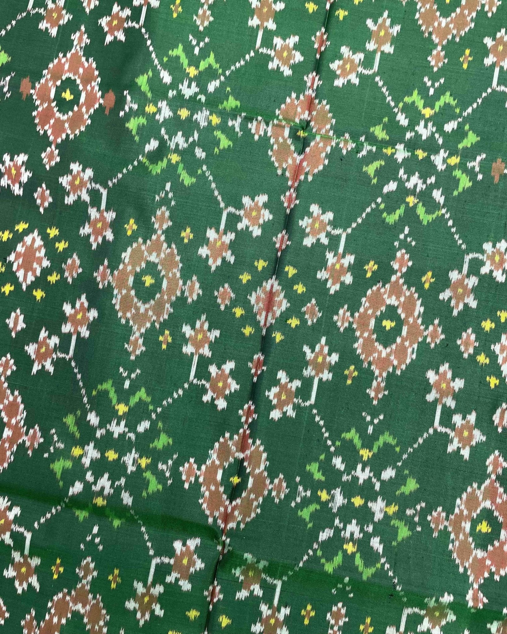 Green Navratan Patola Saree - SindhoiPatolaArt