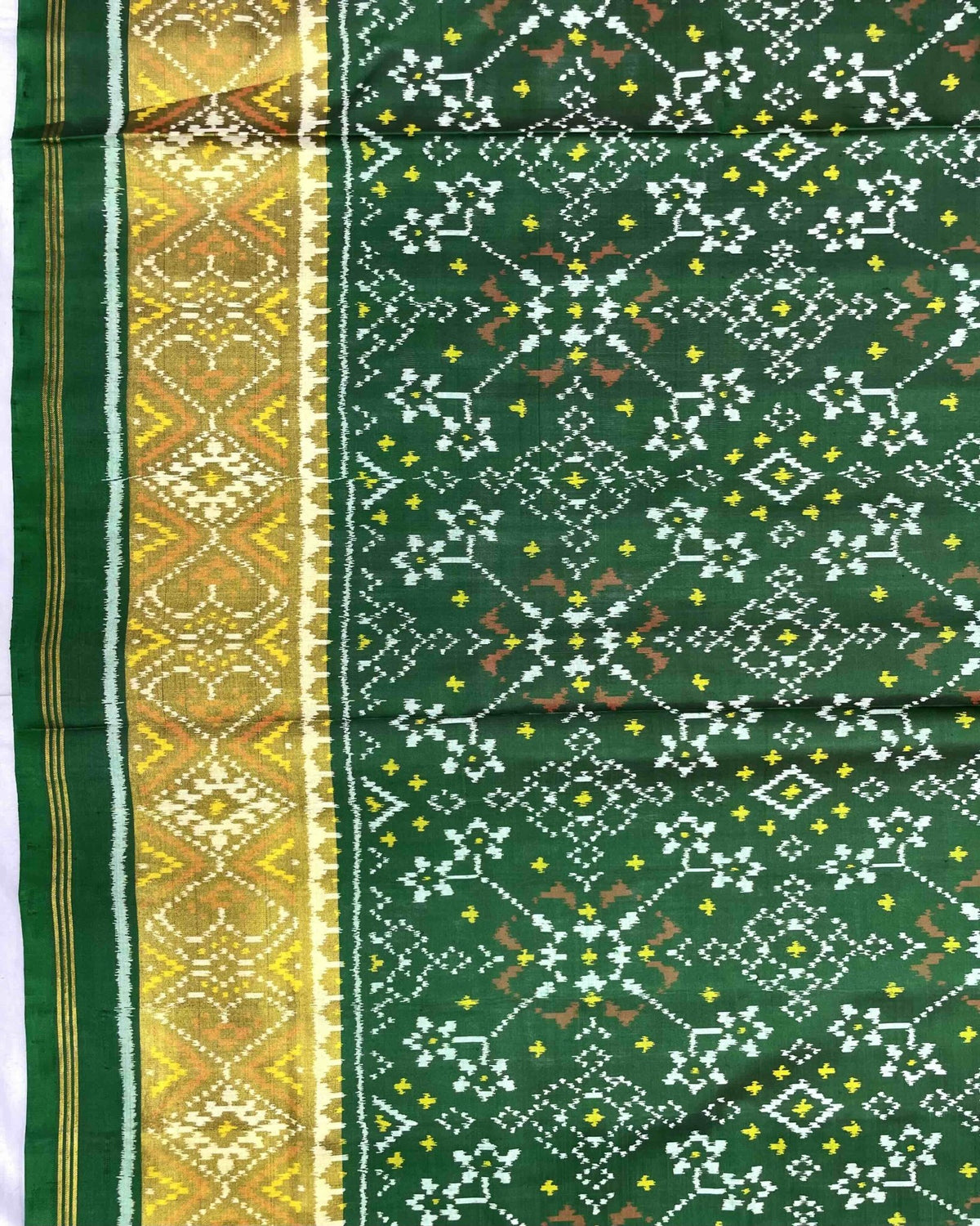 Green Navratan Patola Saree - SindhoiPatolaArt