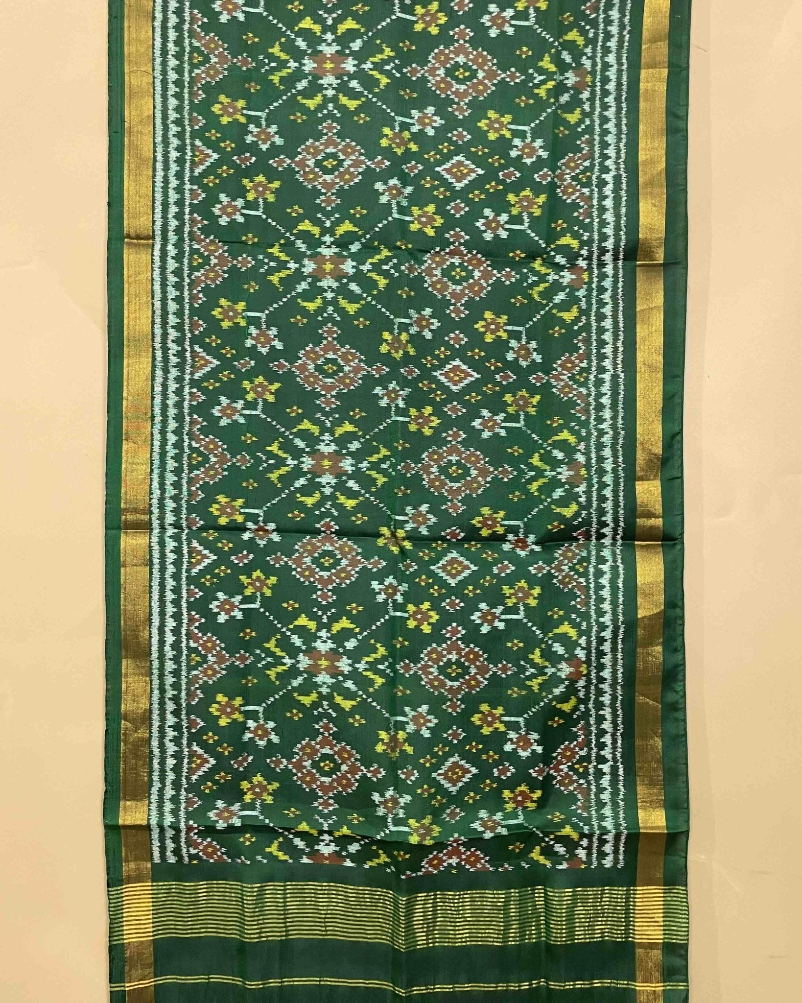 Green Navratan Patola Stole - SindhoiPatolaArt
