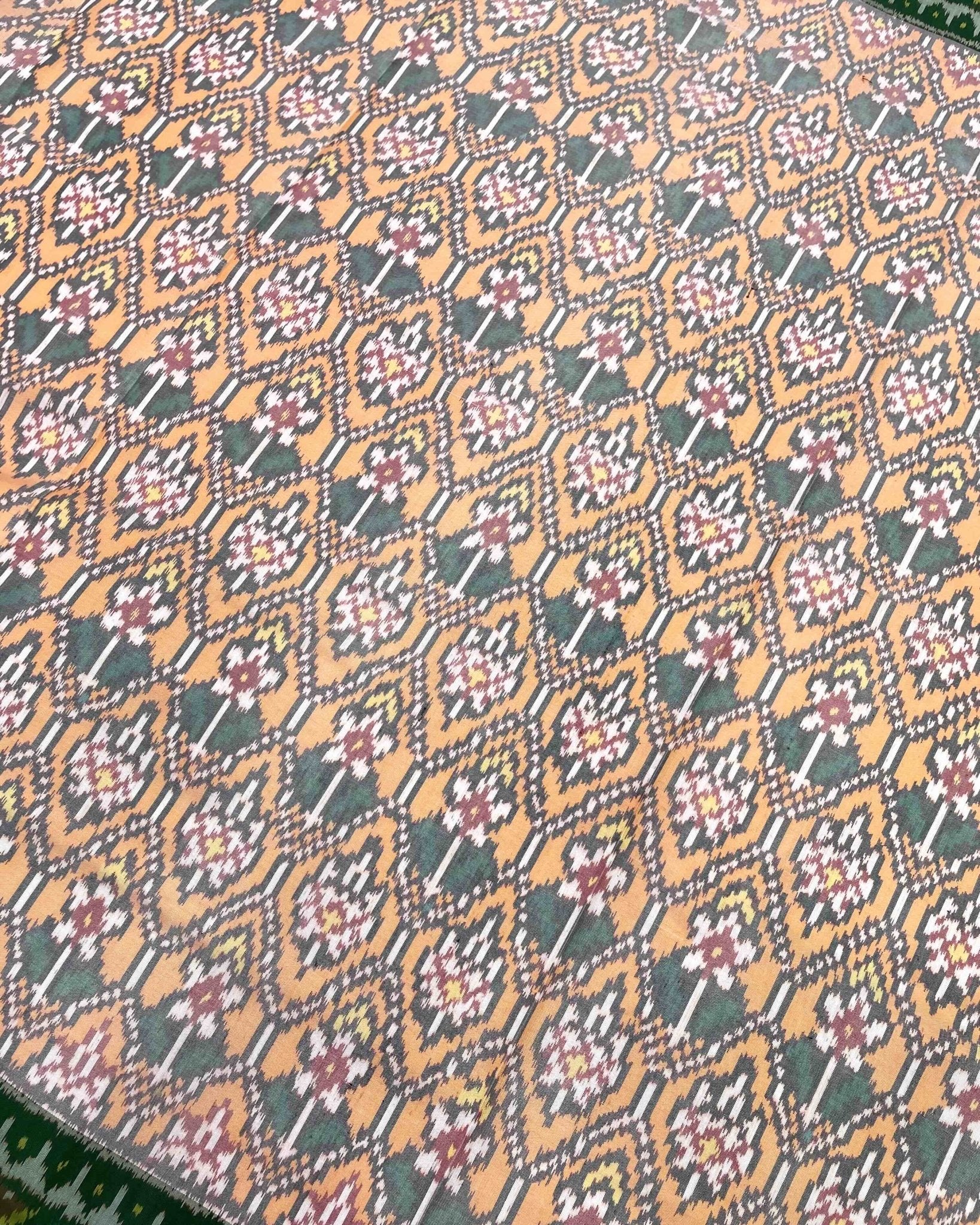 Green & Orange Flower Designer Patola Saree - SindhoiPatolaArt