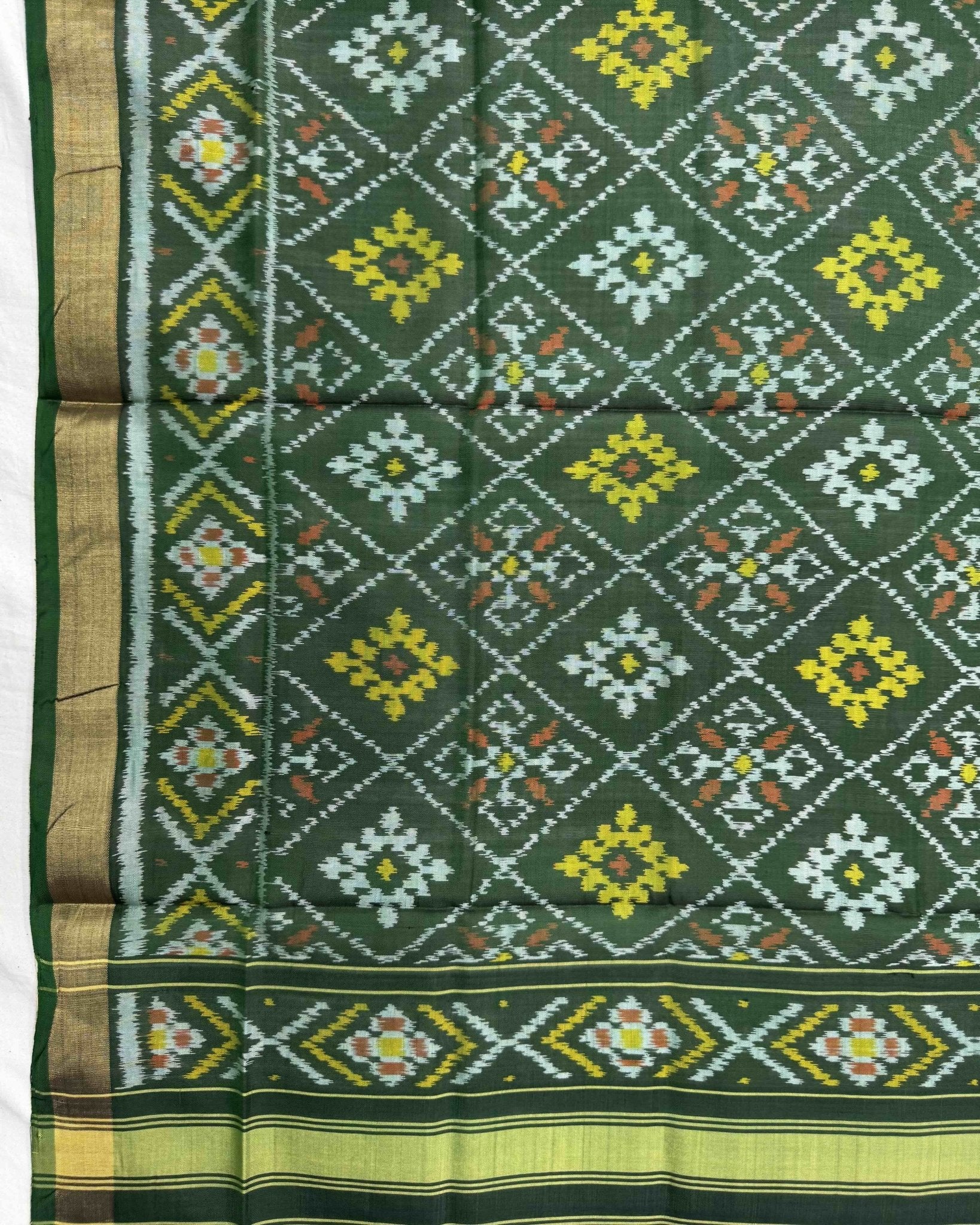 Green Panchanda Patola Dupatta - SindhoiPatolaArt