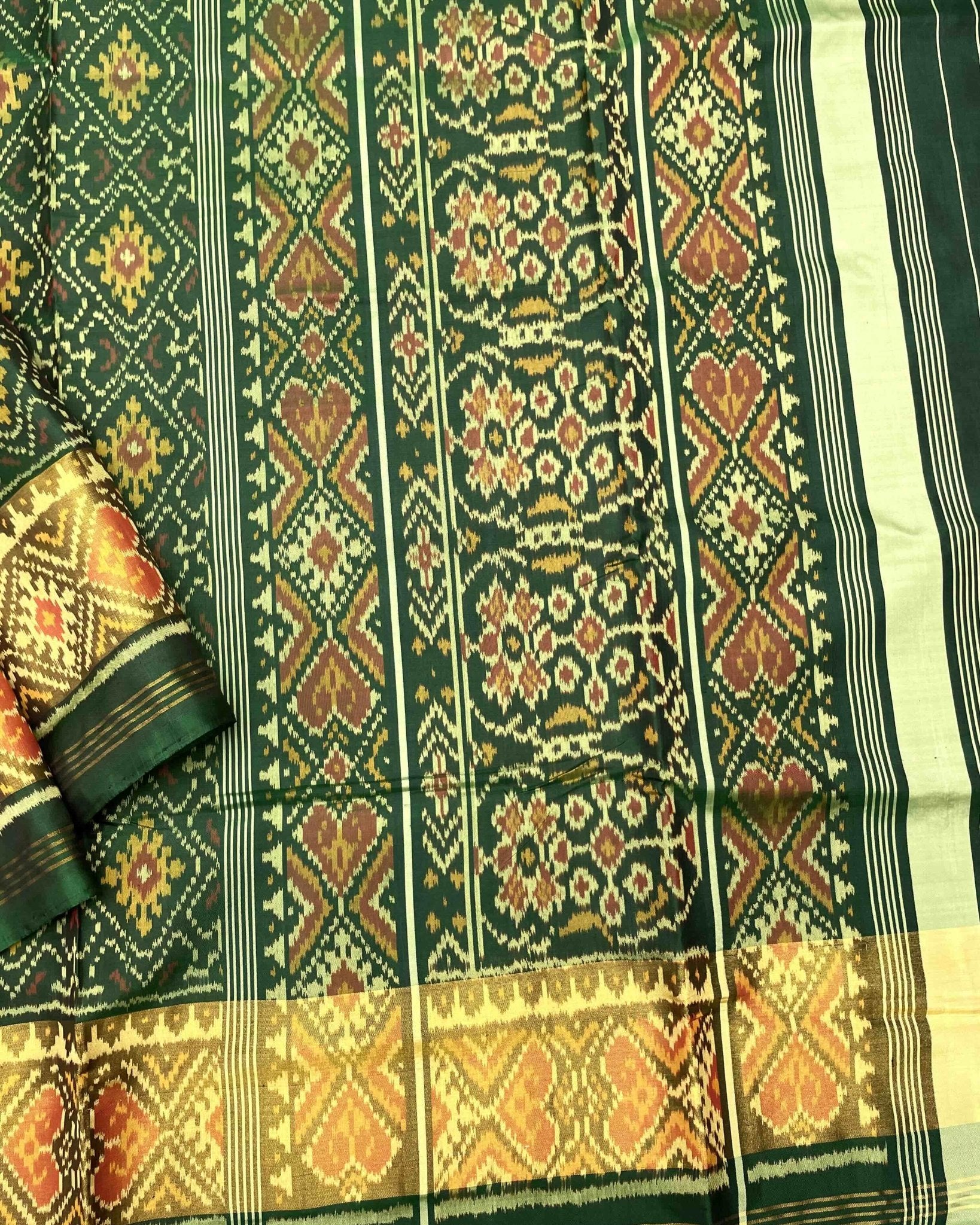 Green Panchanda Patola Saree - SindhoiPatolaArt