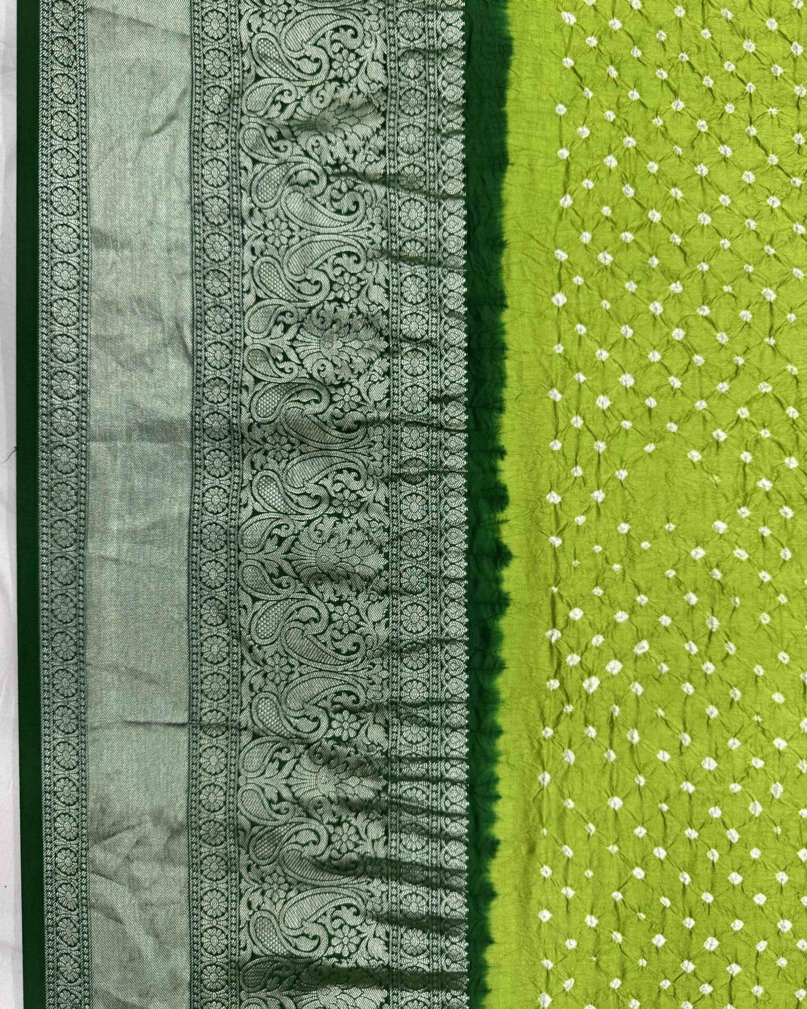 Green & Parrot Green Kanchipuram Bandhani Dupatta - SindhoiPatolaArt