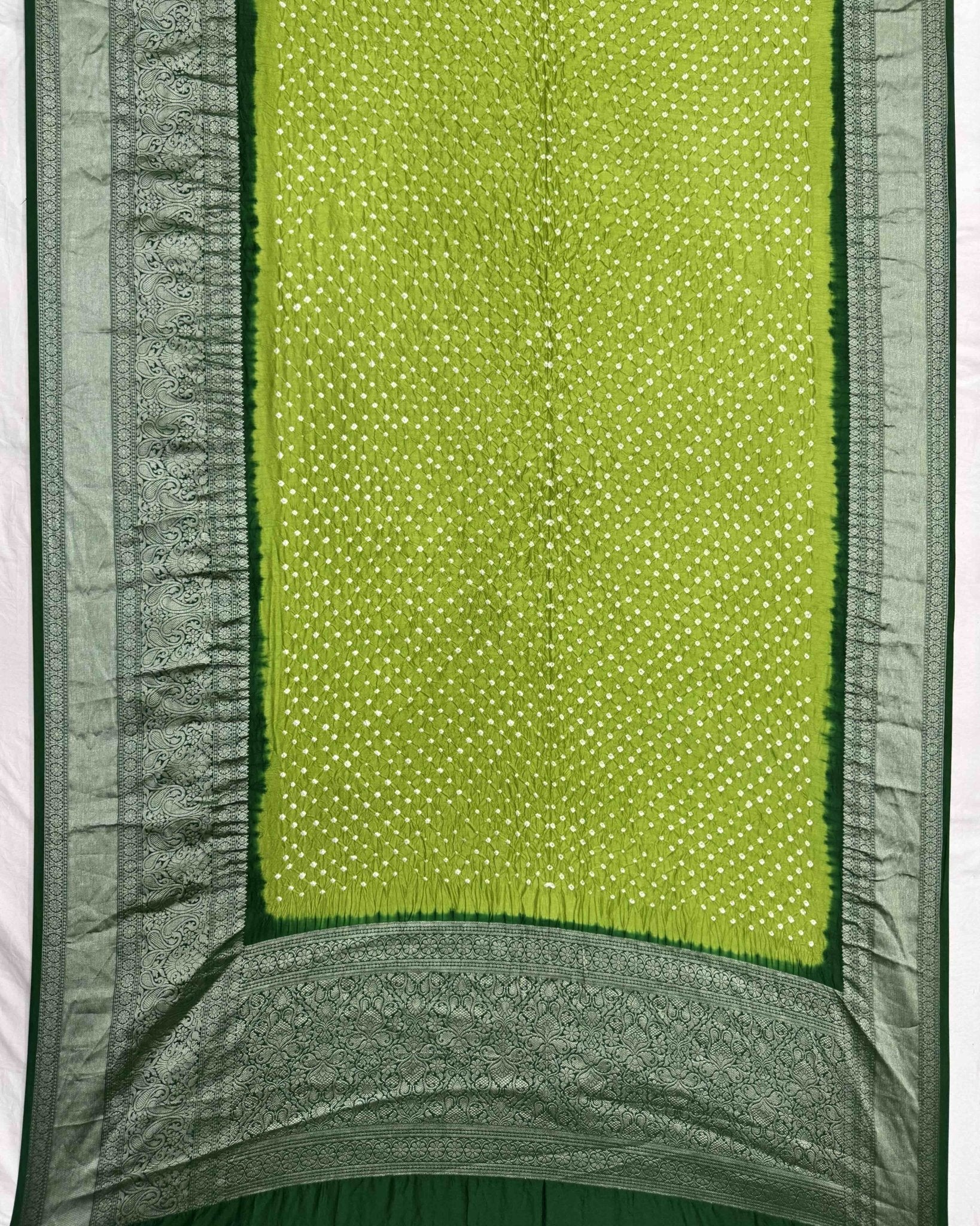 Green & Parrot Green Kanchipuram Bandhani Dupatta - SindhoiPatolaArt