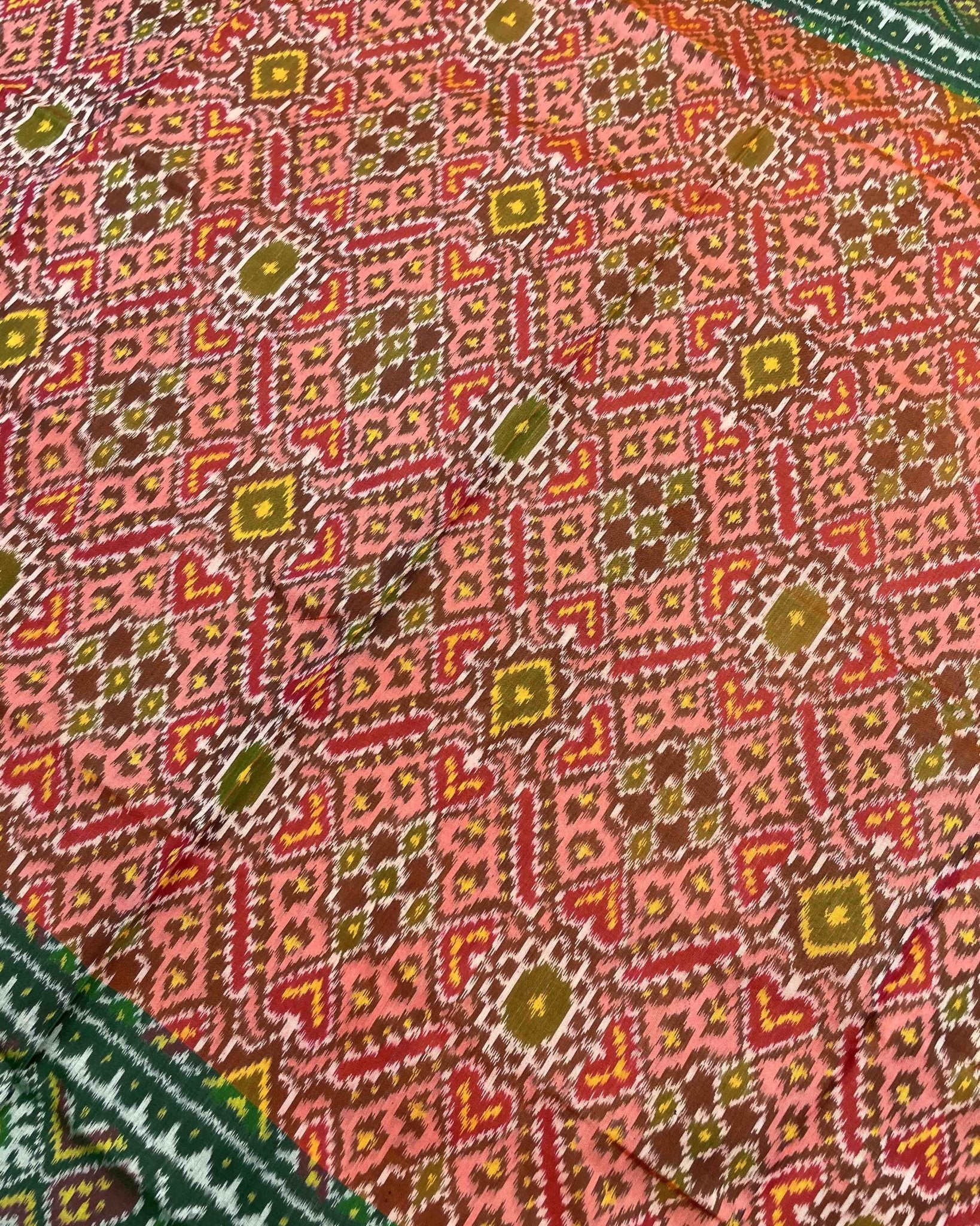 Green & Peach Manekchowk Designer Patola Saree - SindhoiPatolaArt