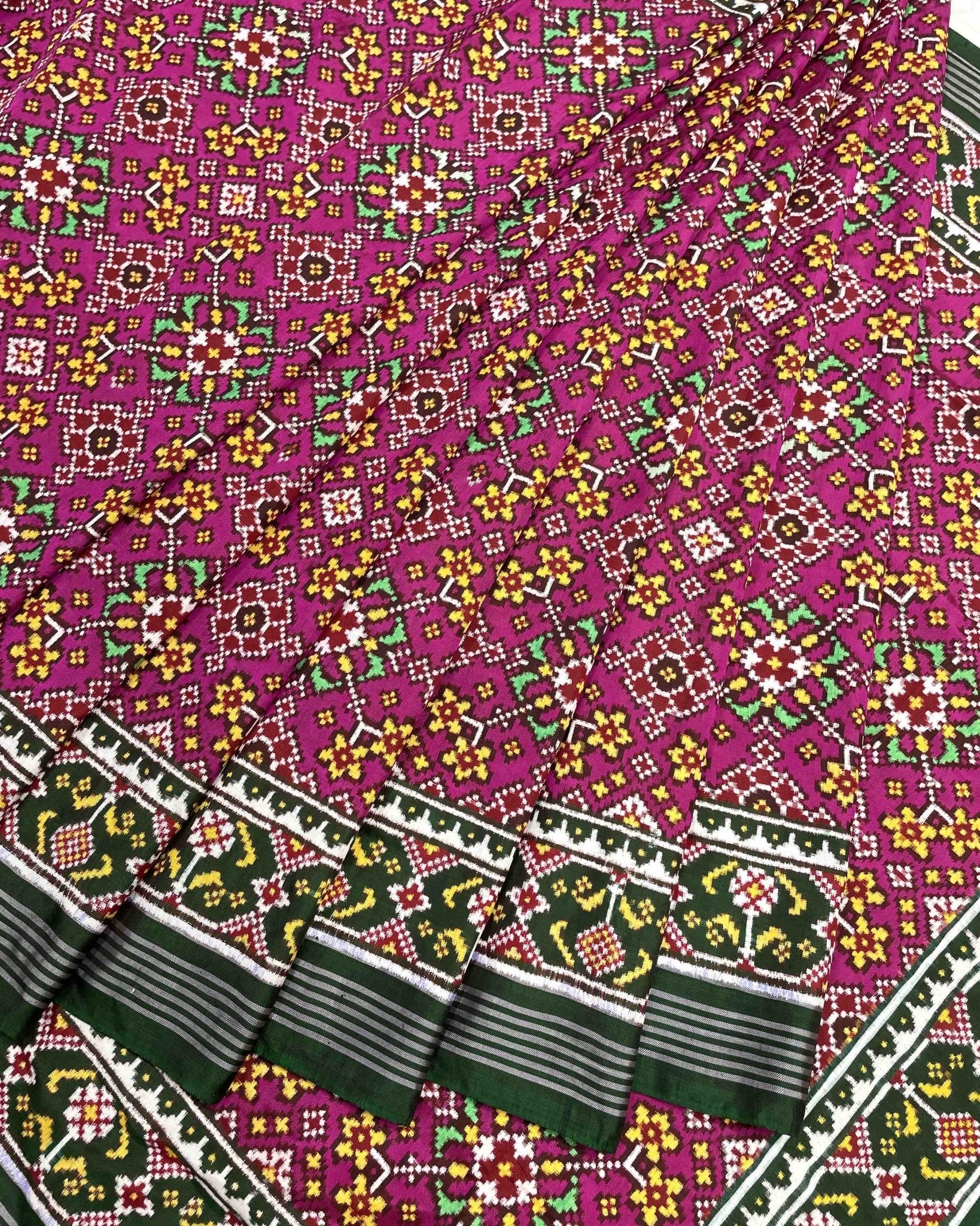 Green & Pink Navratan Double Ikat Patola Saree - SindhoiPatolaArt
