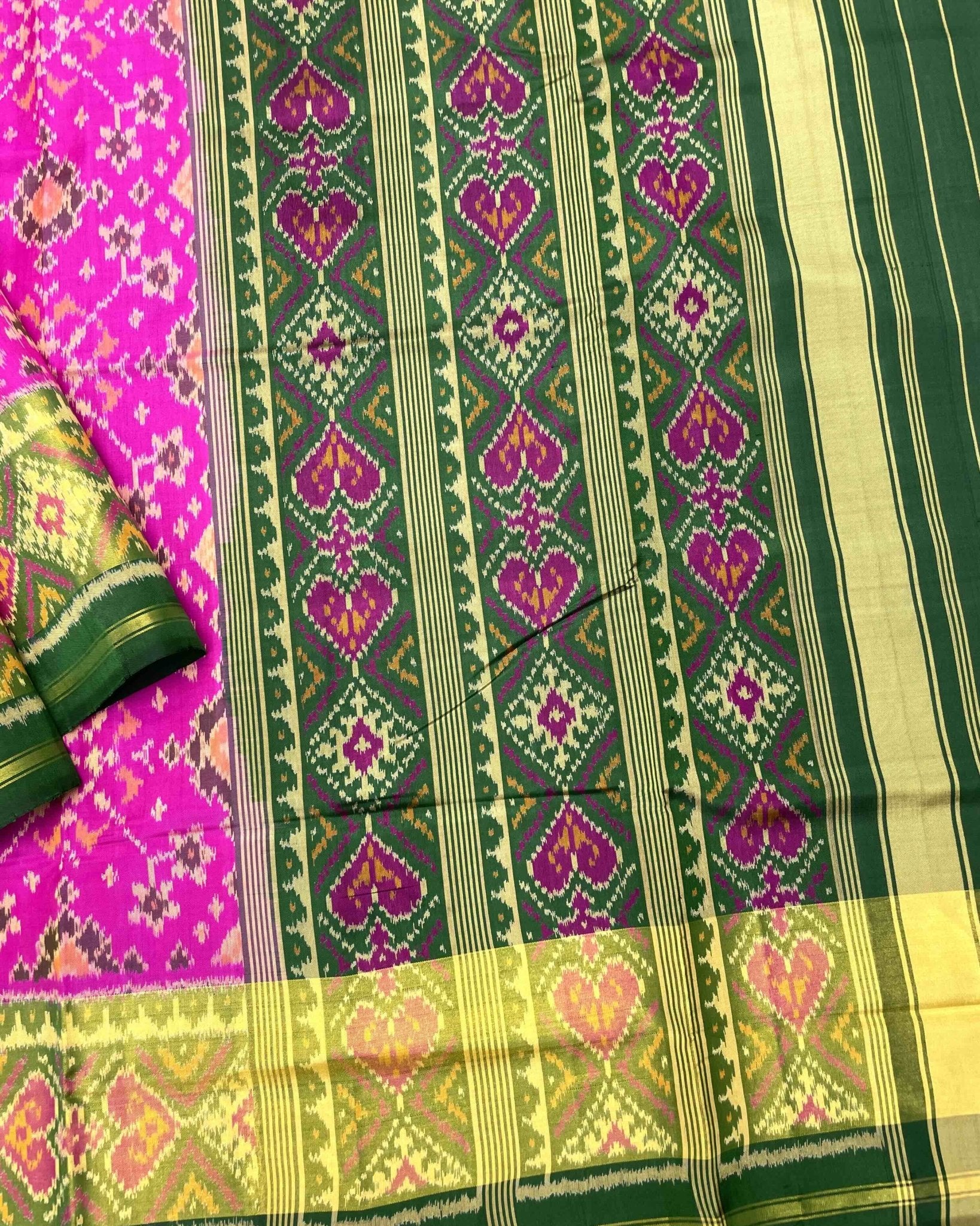 Green & Pink Navratan Patola Saree - SindhoiPatolaArt