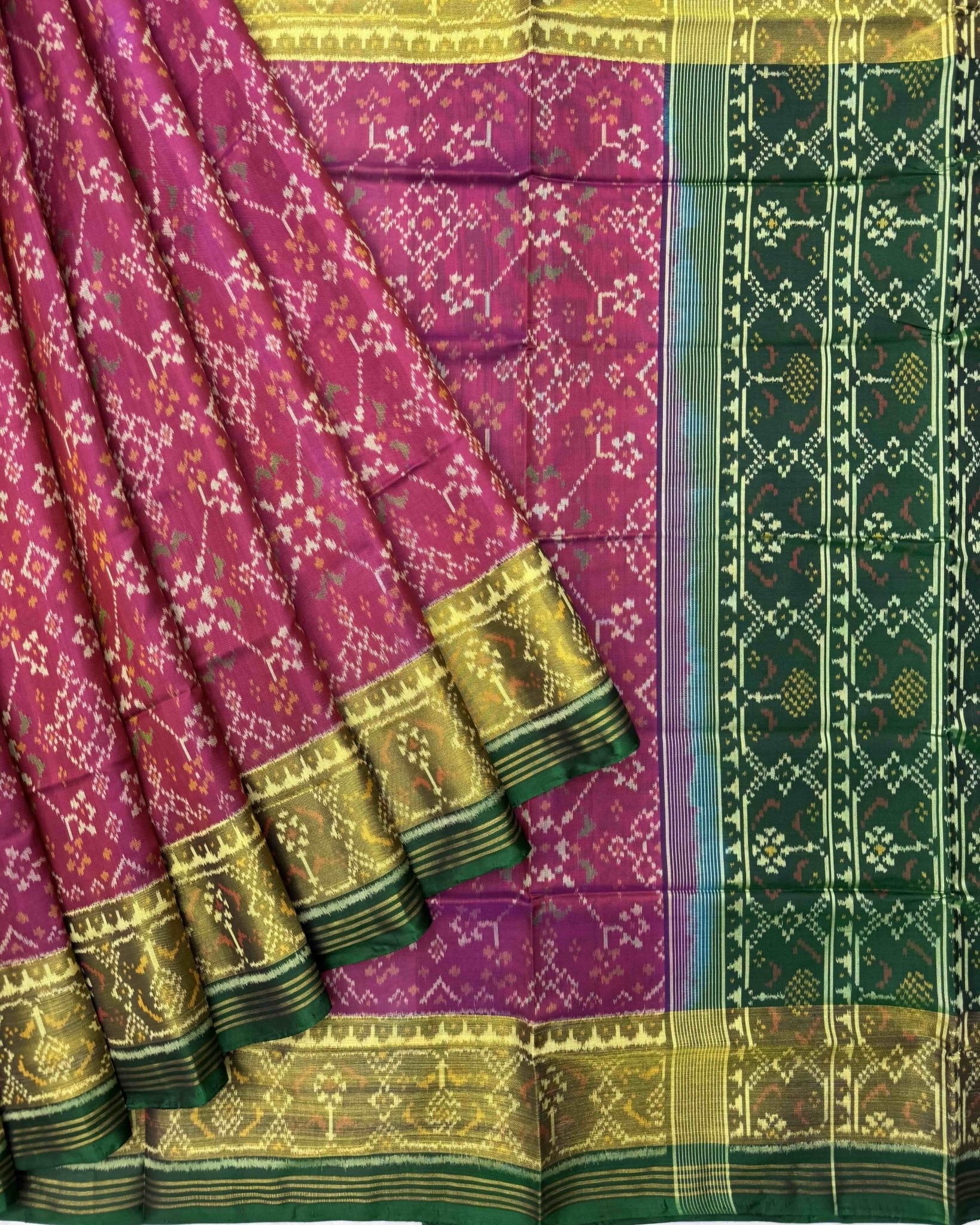 Green & Pink Navratan Patola Saree - SindhoiPatolaArt