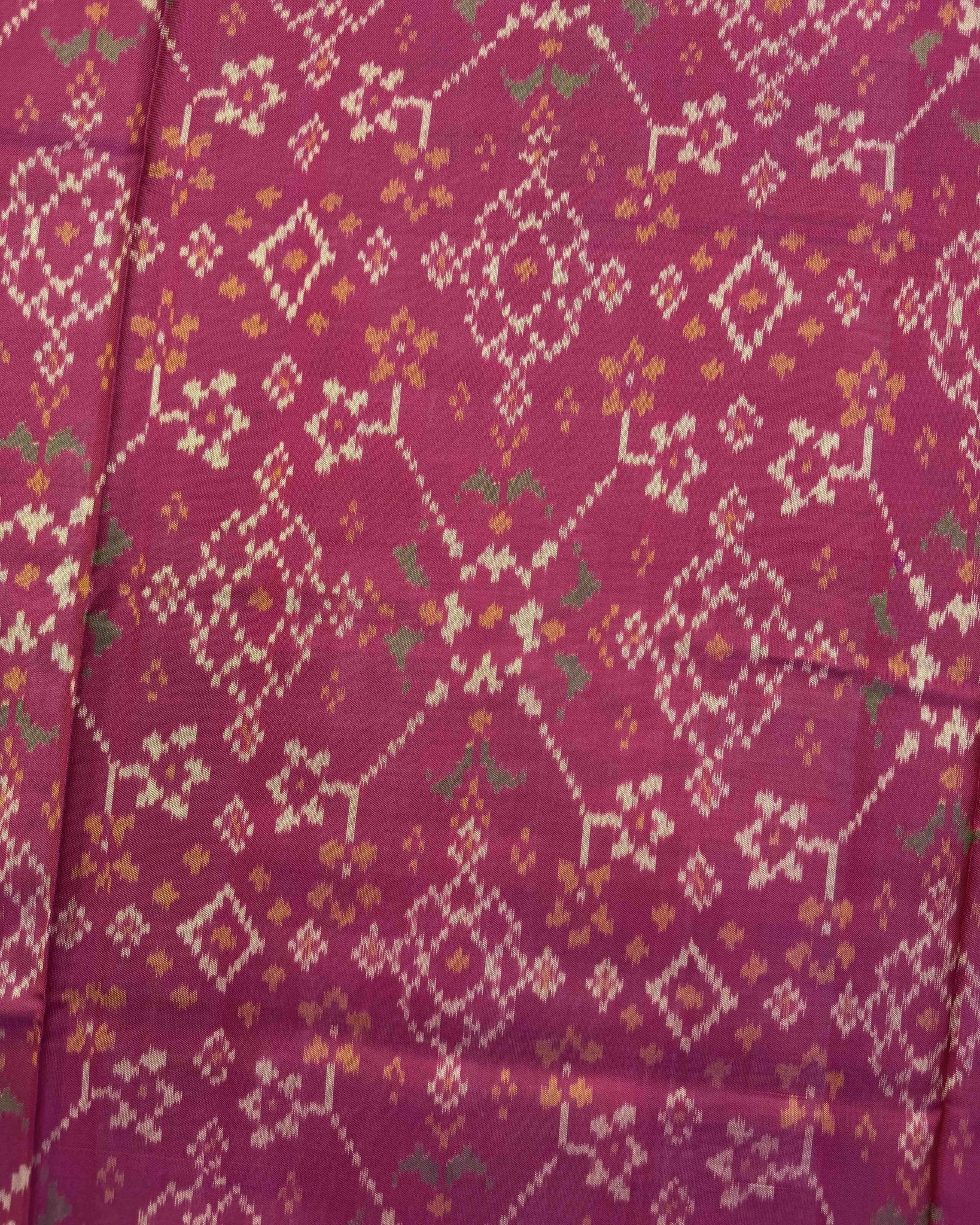 Green & Pink Navratan Patola Saree - SindhoiPatolaArt