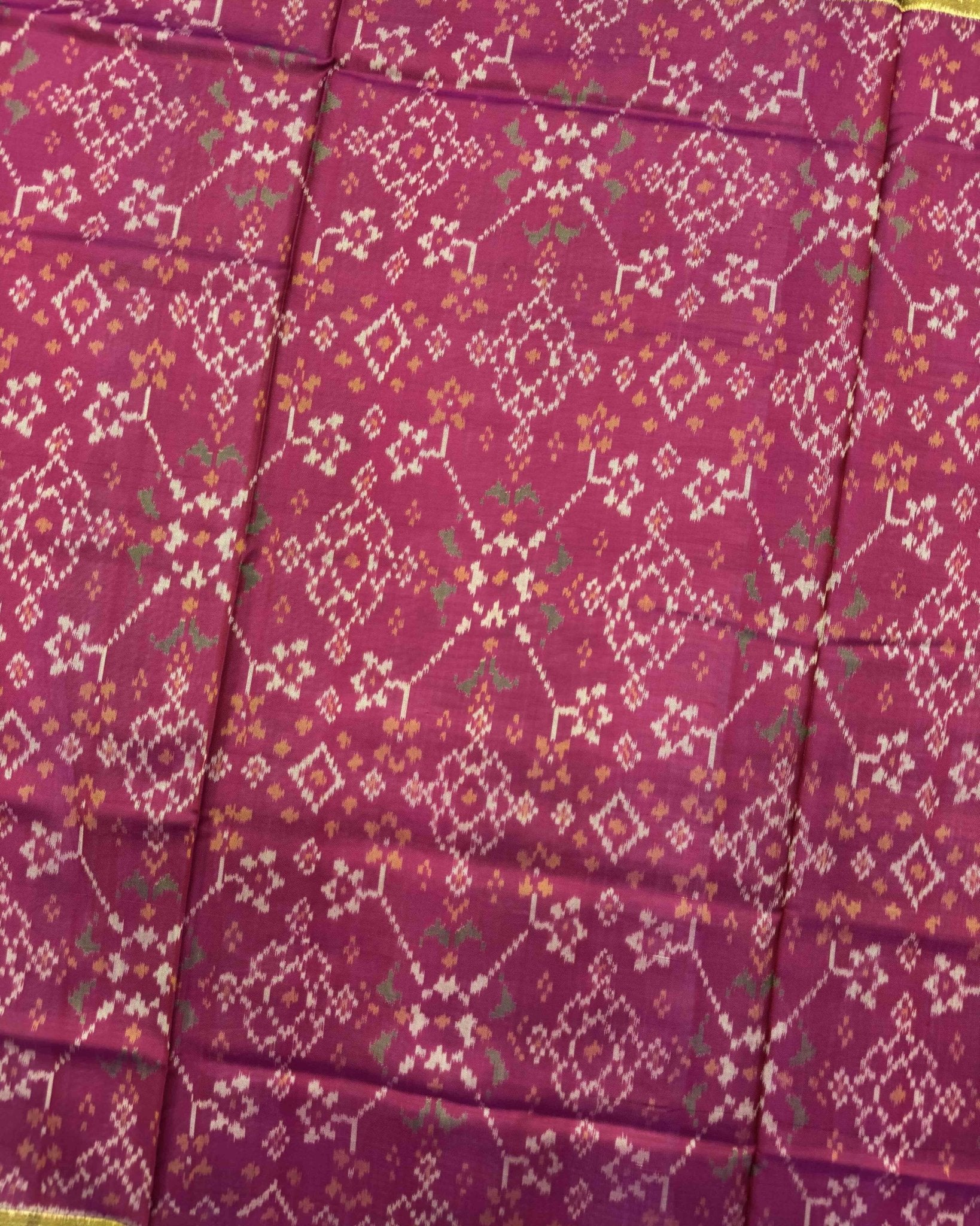 Green & Pink Navratan Patola Saree - SindhoiPatolaArt