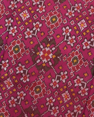 Green & Pink Navratan Semi Double Ikat Patola Saree - SindhoiPatolaArt
