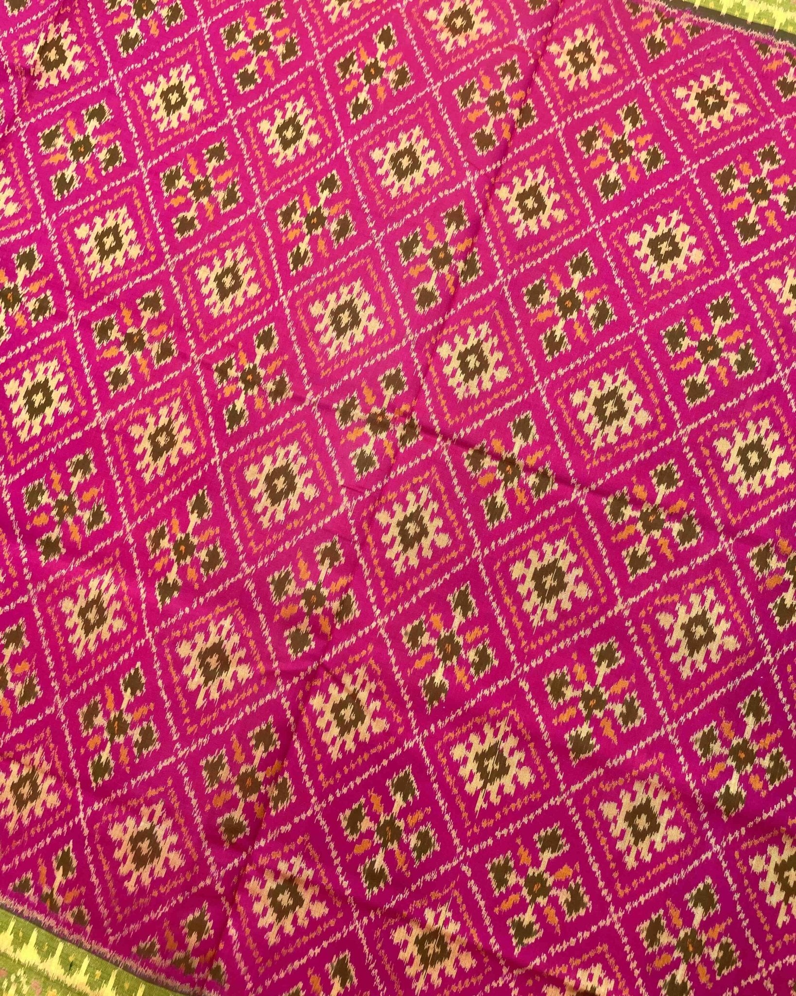 Green & Pink Panchanda Patola Saree - SindhoiPatolaArt