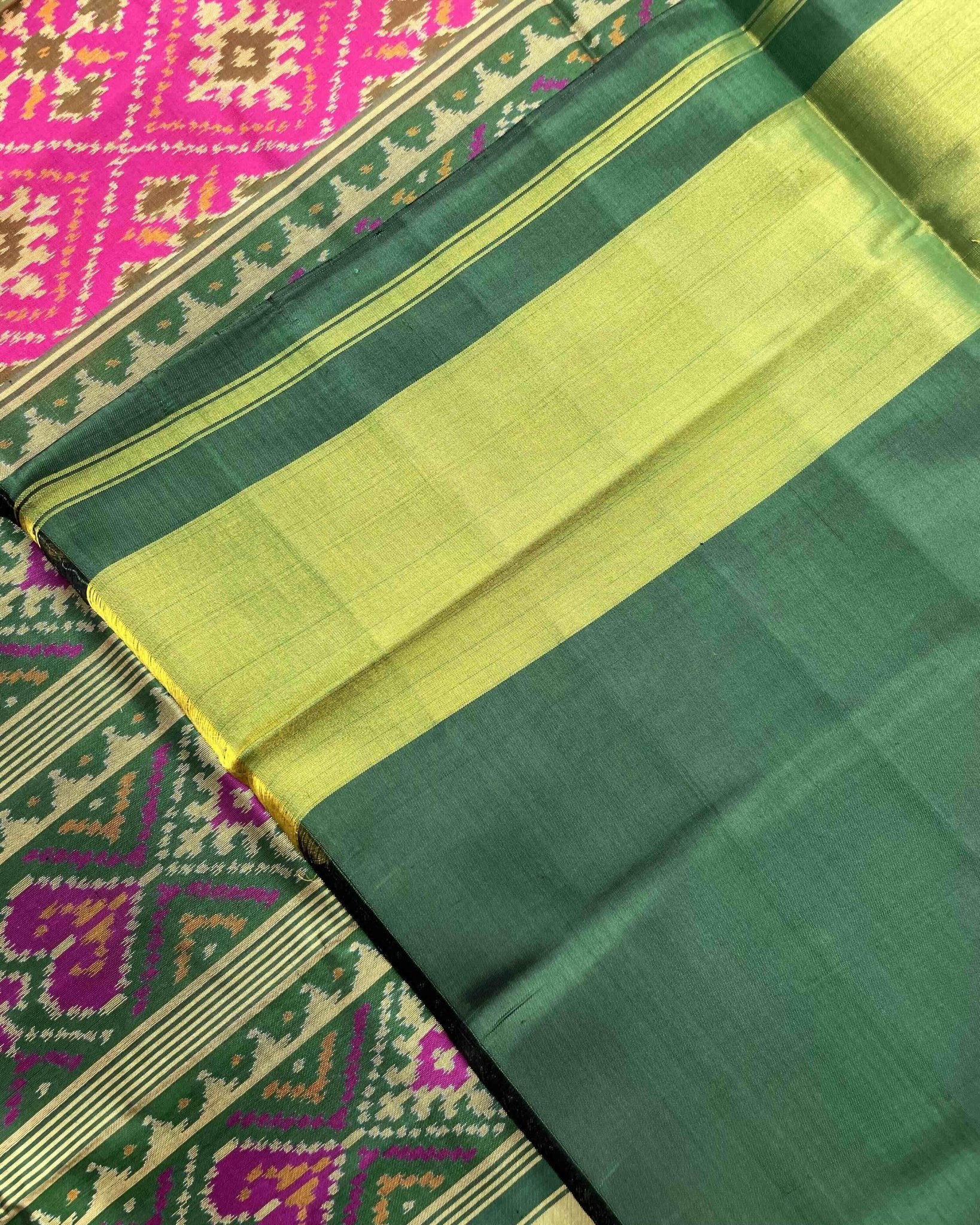 Green & Pink Panchanda Patola Saree - SindhoiPatolaArt