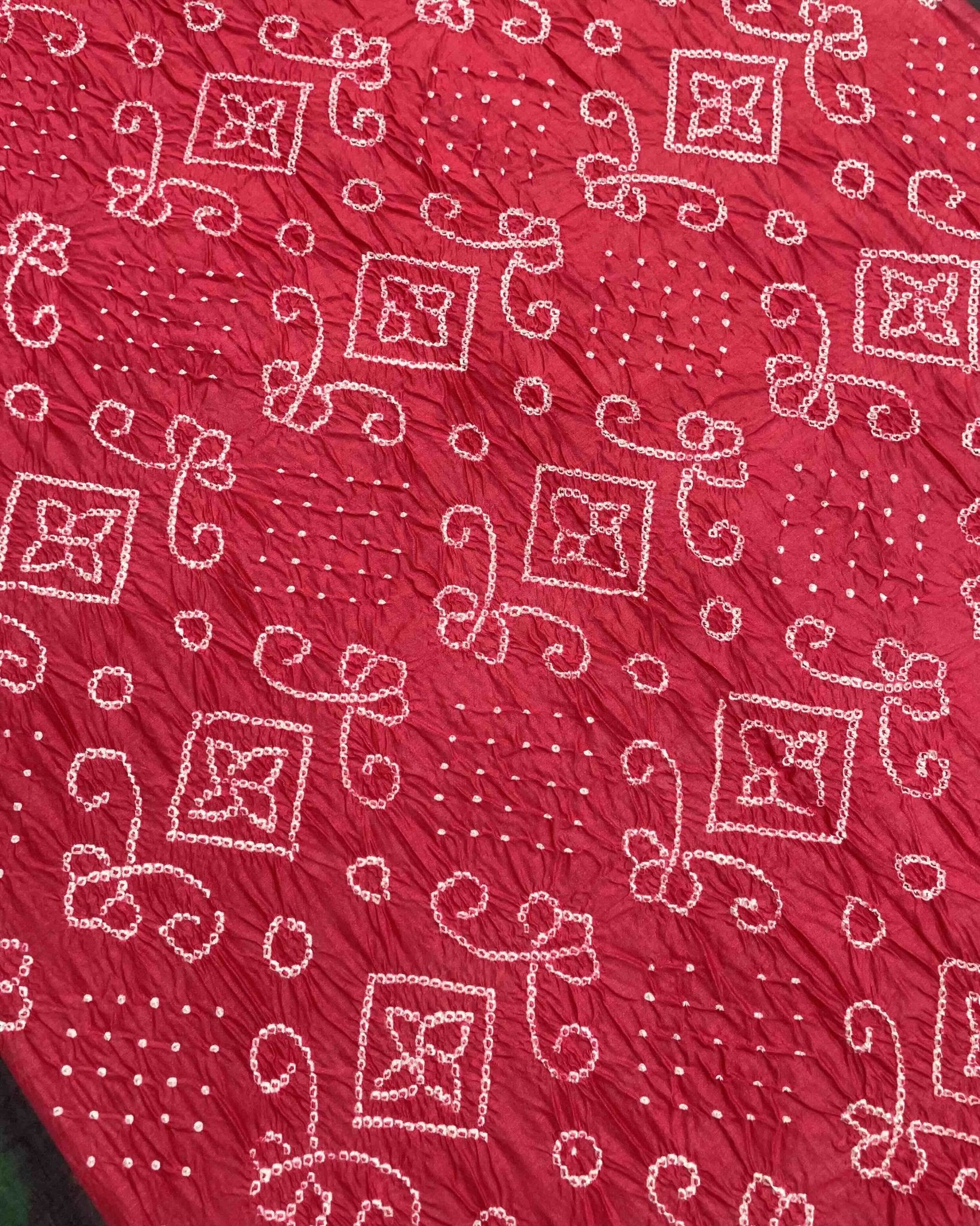 Green & Red Kalamkari Bandhani Dupatta - SindhoiPatolaArt